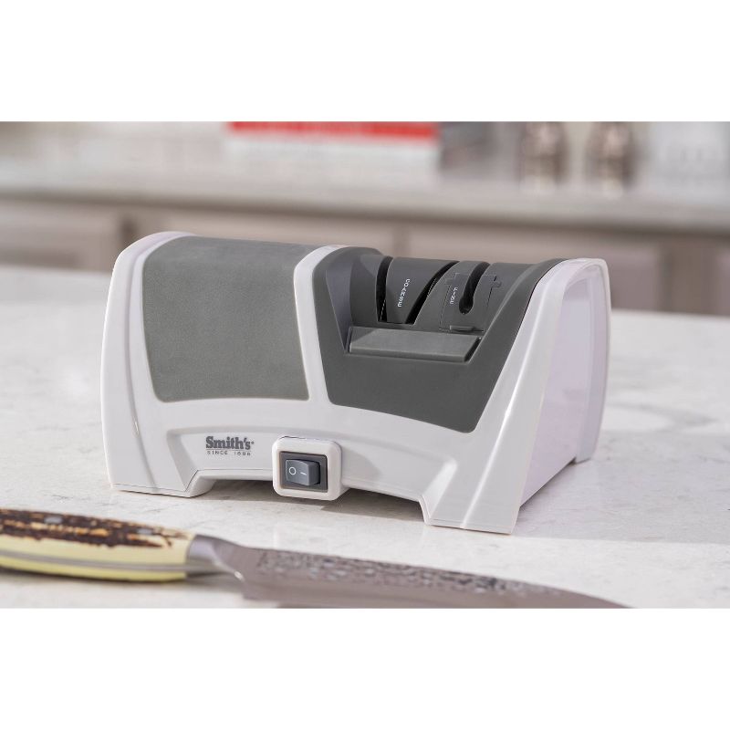 Smith's Deluxe Diamond Electric Knife Sharpener