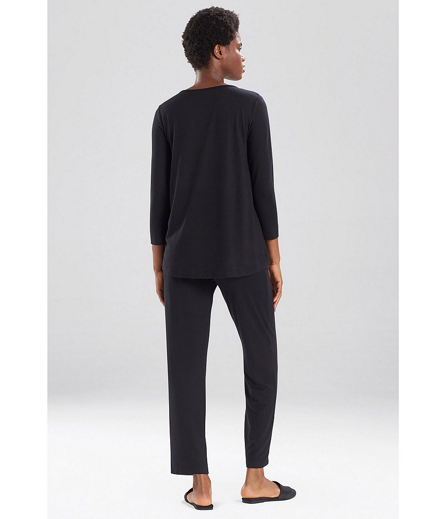 Modern Movement Solid Seamless Scoop Neck Microfiber Camisole