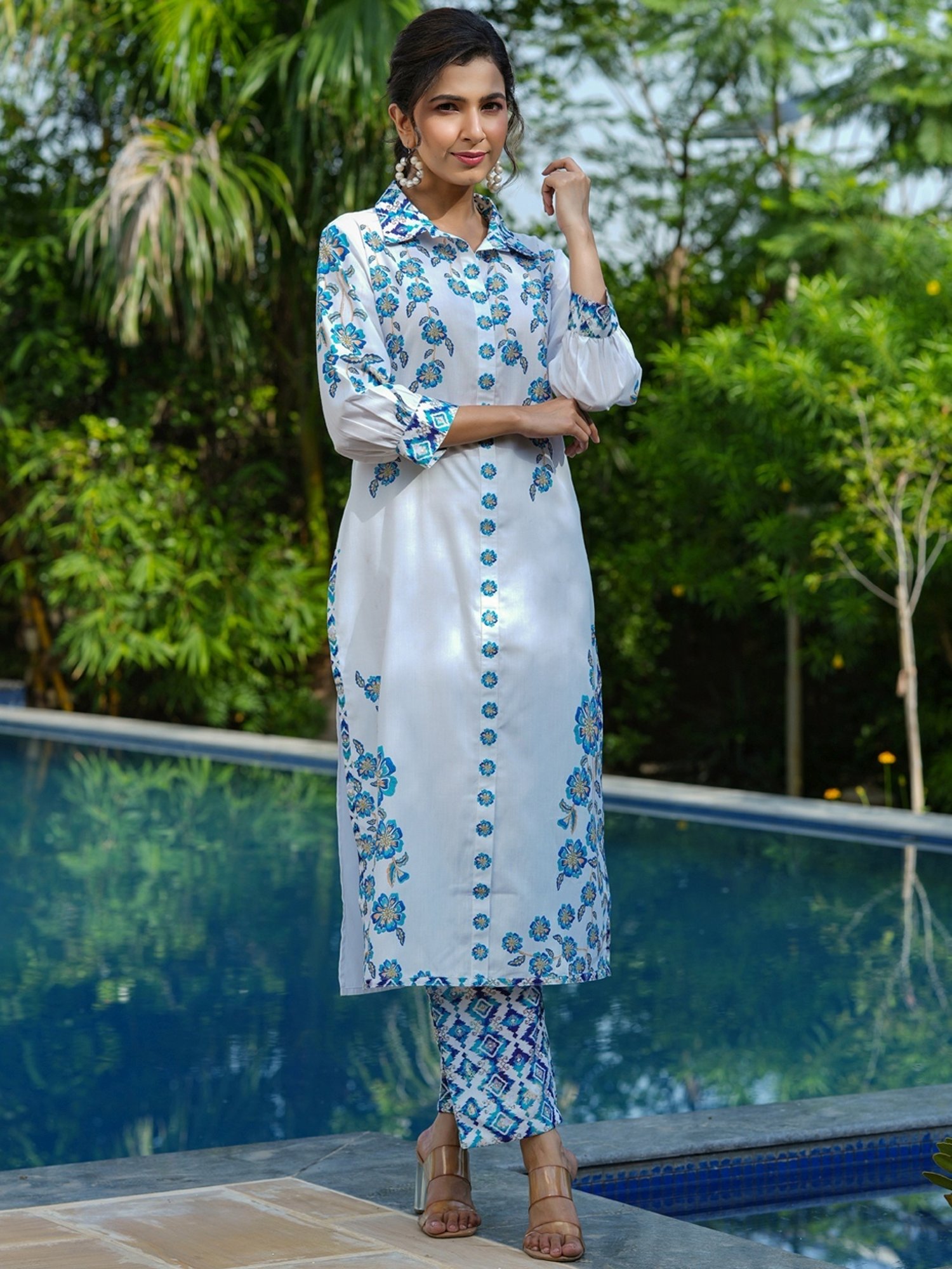 Yufta White & Blue Cotton Floral Print Kurta Pant Set