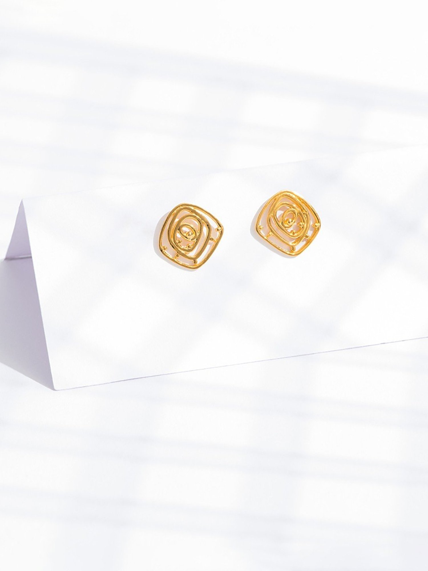 P.N.Gadgil Jewellers 22k Yellow Gold Deltoid Radiance Stud Earrings