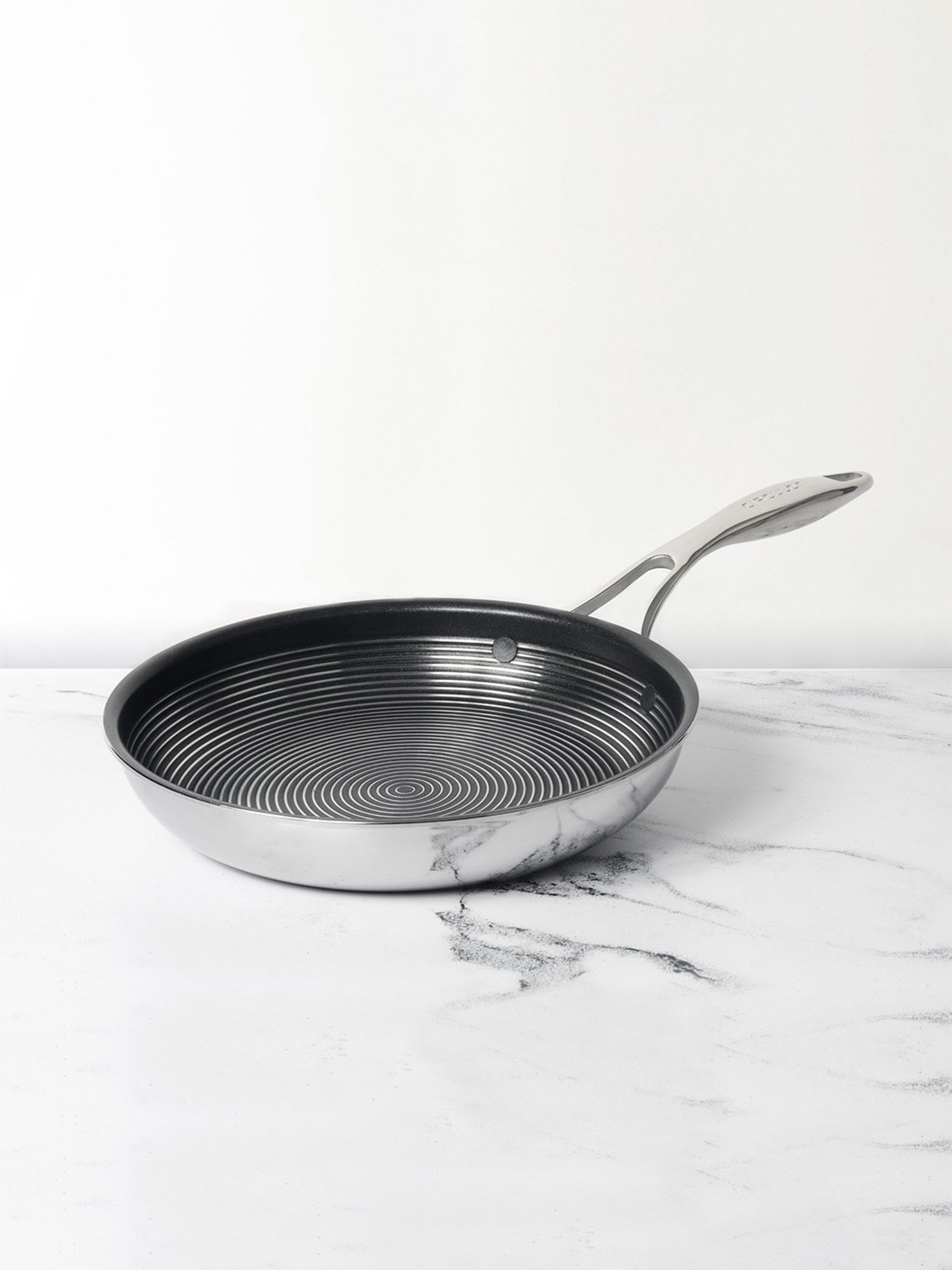 Circulon Silver Stainless Steel Non-Stick Frying Pan 22cm (1.11 L)