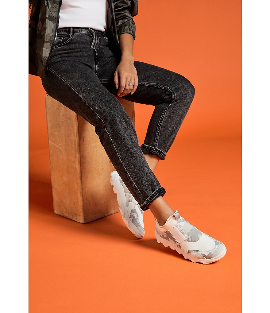 ECCO Motor Cross Camo Print Low Slip-On Sneakers