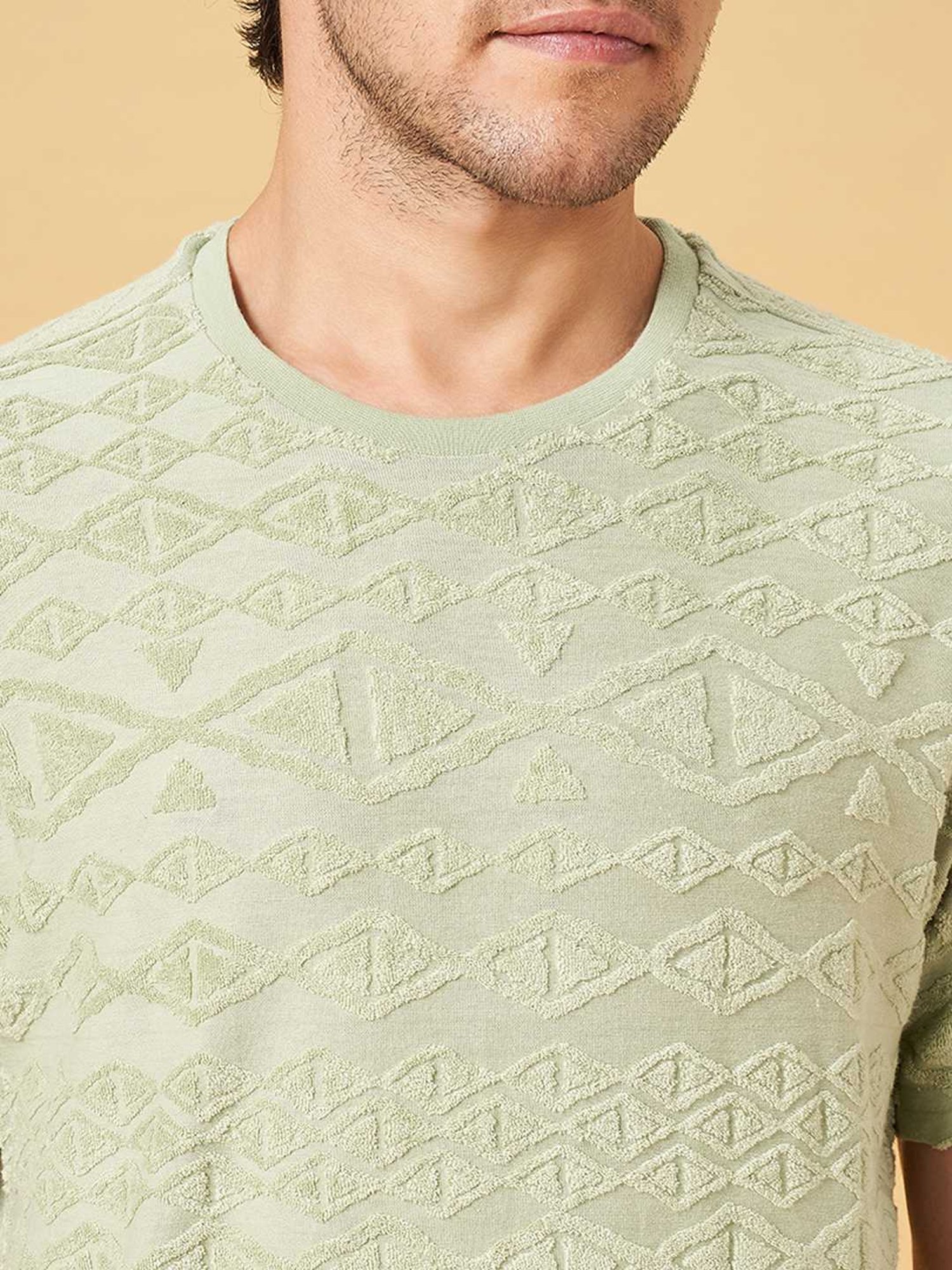 7 Alt by Pantaloons Reseda Regular Fit Self Pattern T-Shirt