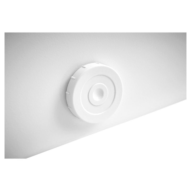 Frigidaire 5.0 cu ft Chest Freezer White