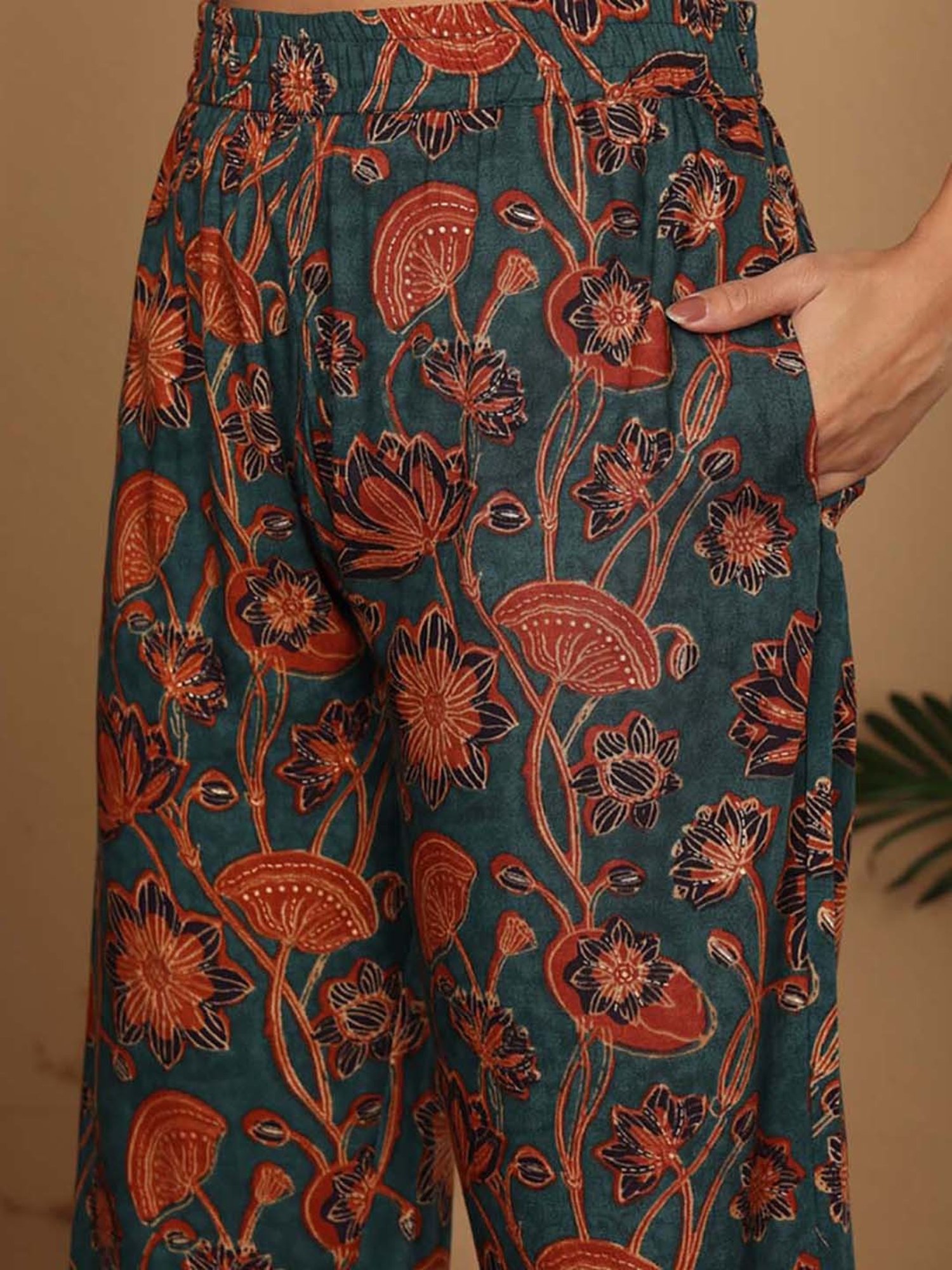 Varanga Green Tunic & Pant Set