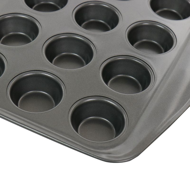 Kaiser Bakeware Steel Muffin Pan, 12 Cup