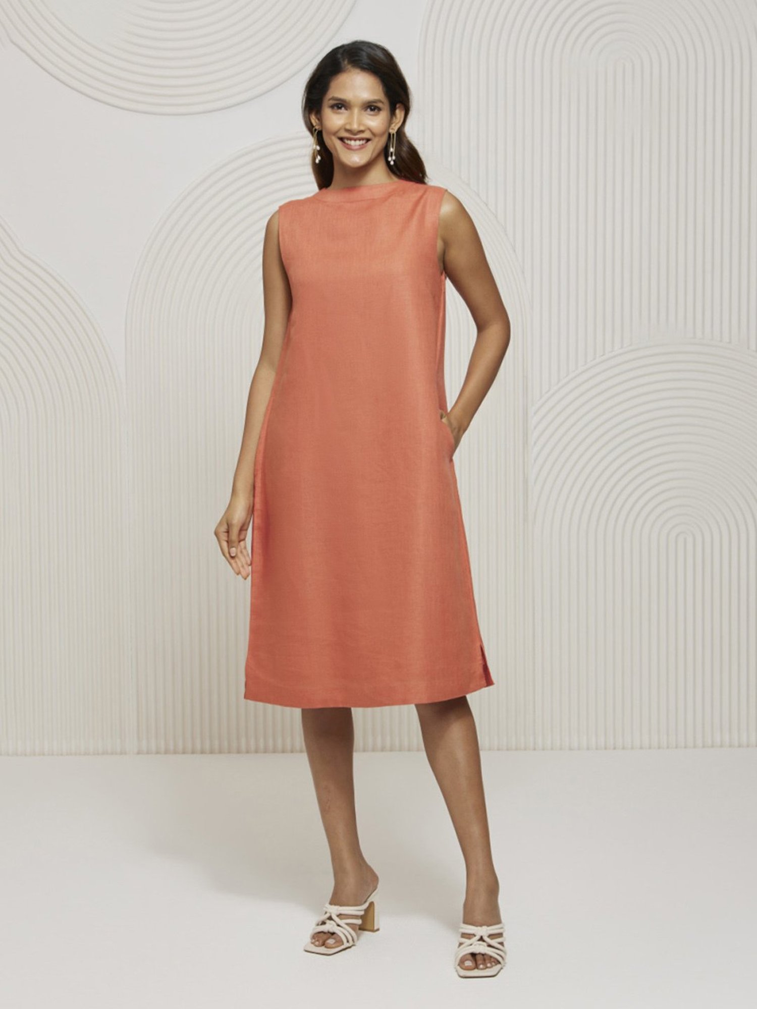 Artagai Autumn Sunset Relaxed Fit Dress with Band Collar and Back Cut-Out Detail