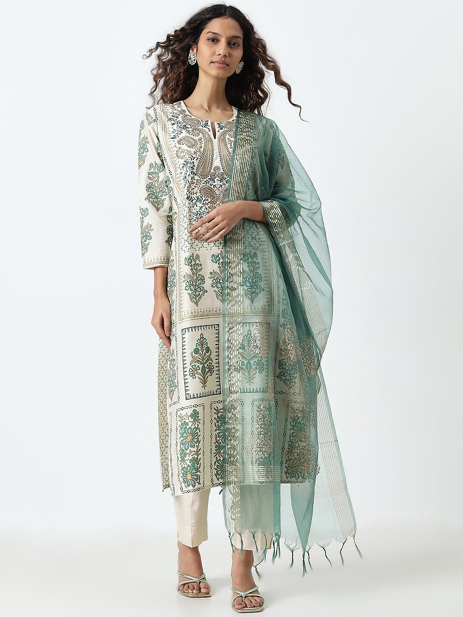 Vark by Westside Green Embellished Straight Kurta, Pants and Dupatta