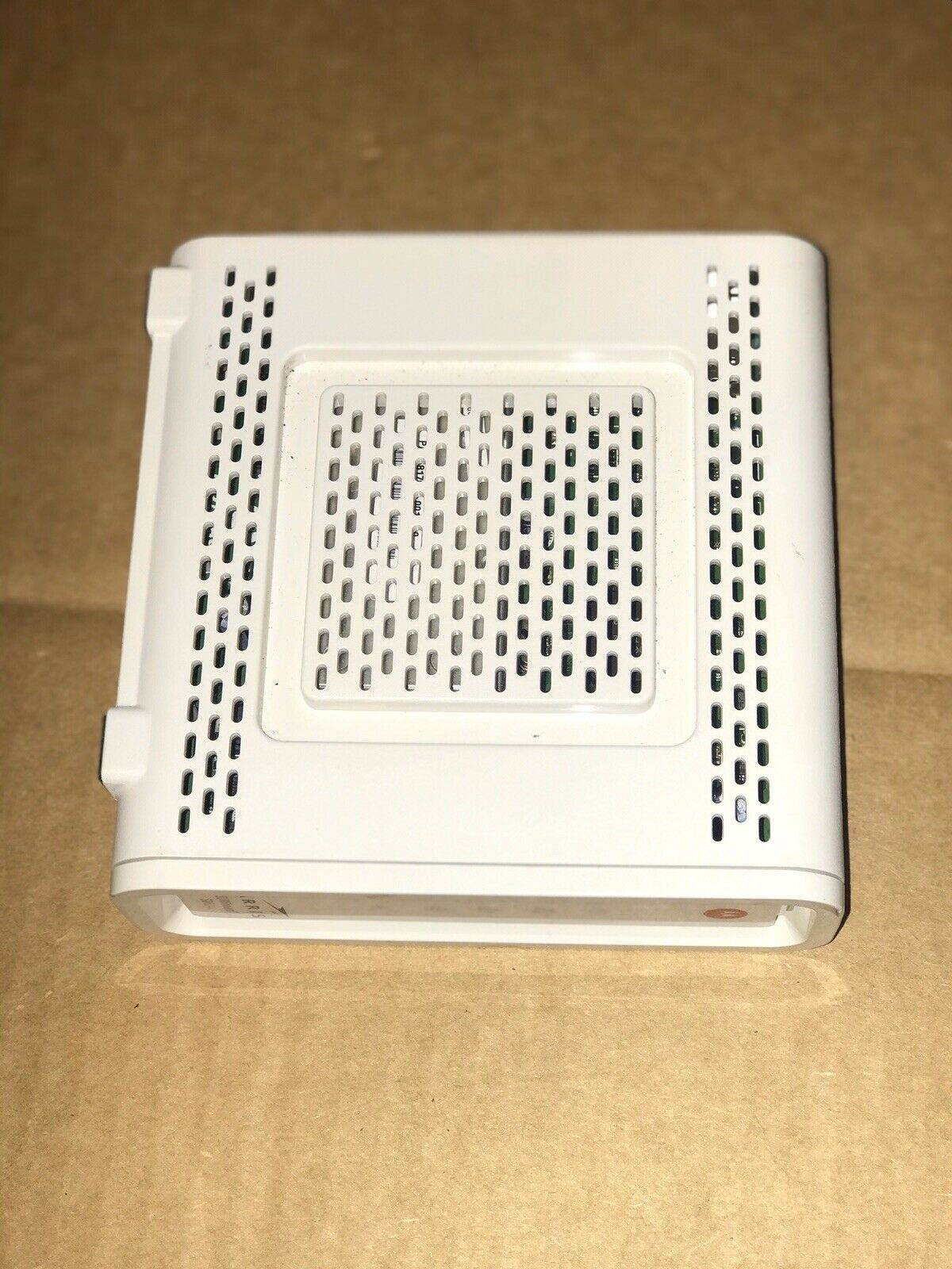 MOTOROLA ARRIS SURFBOARD SB6141 DOCSIS 3.0 CABLE/MODEM W/POWER ADAPTER ONLY