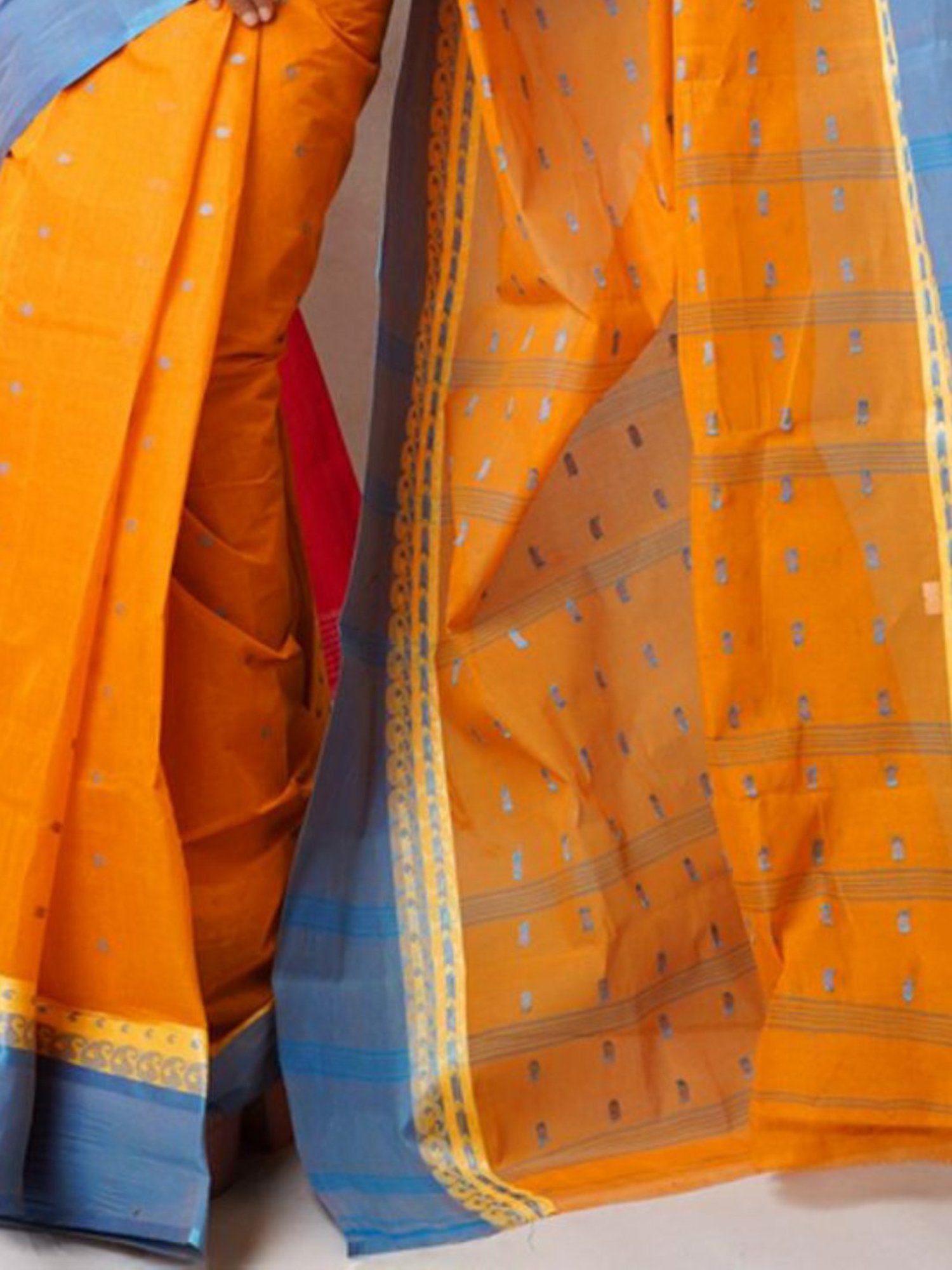 Unnati Silks Mustard Cotton Woven Saree With Unstitched Blouse