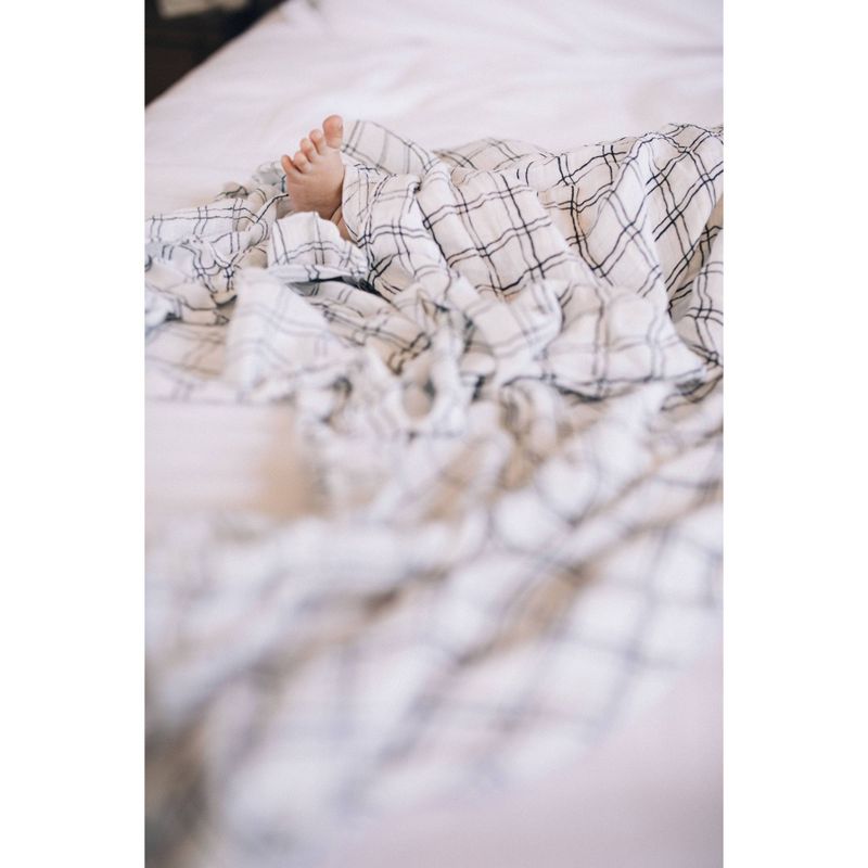 Little Unicorn Deluxe Muslin Swaddle Blanket - White Anemone 2pk