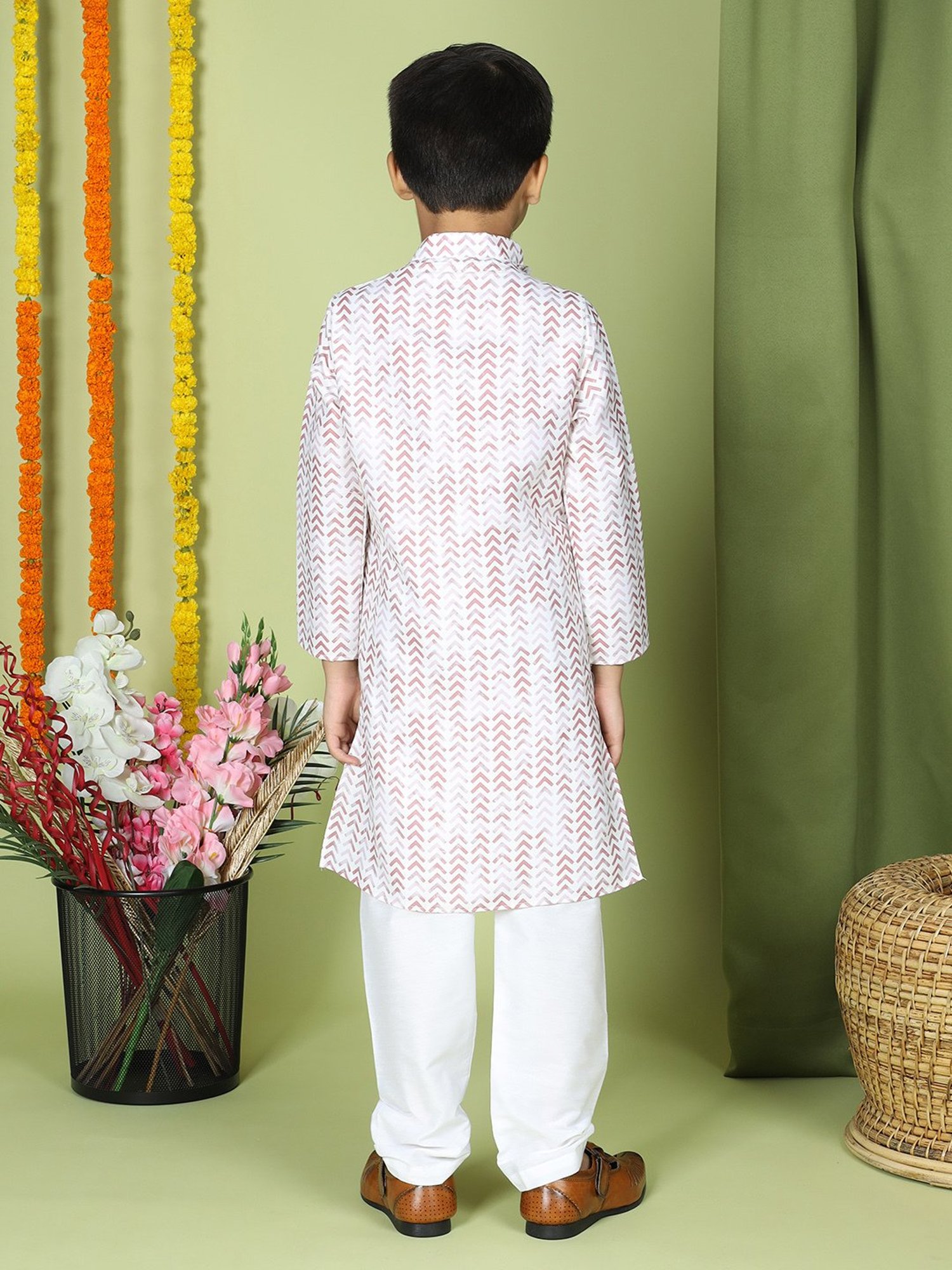 TABARD Kids White & Peach Printed Full Sleeves Kurta
