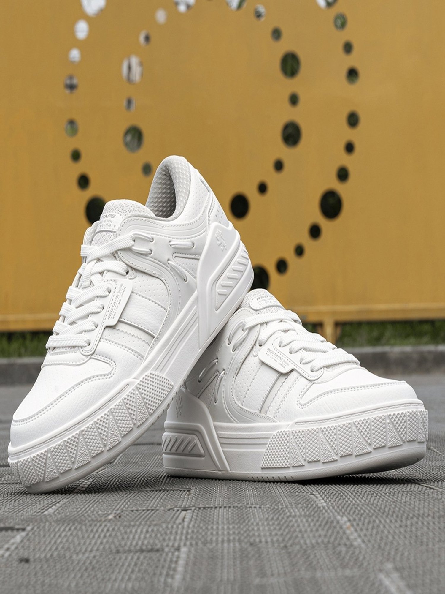 Kendall + Kylie Women's BARONESS Low Top Lace Up Multi Sneakers