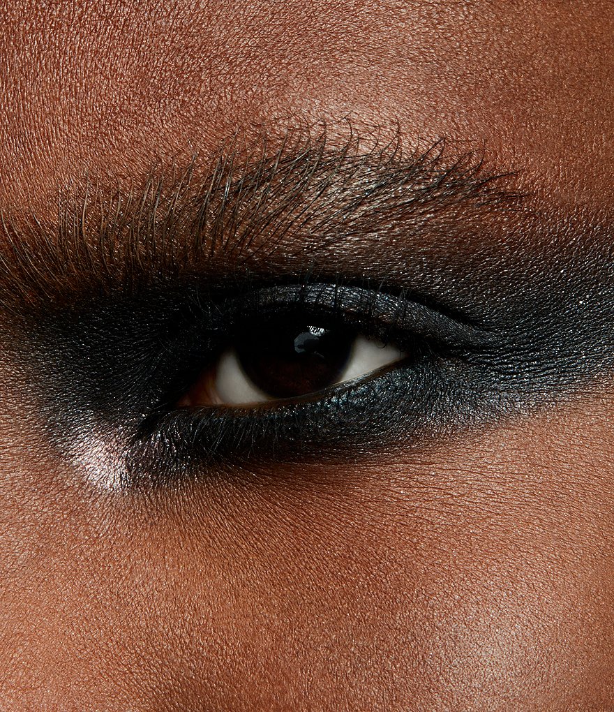 MAC Dazzleshadow Extreme Eyeshadow