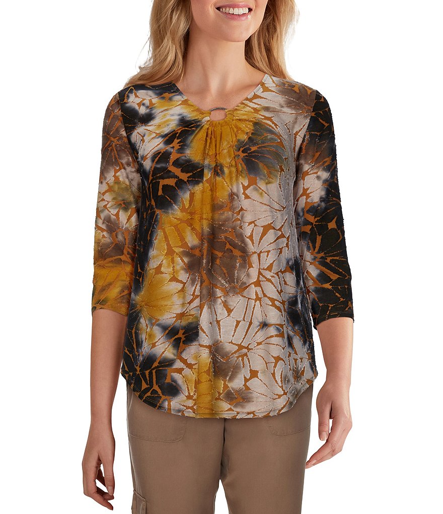 Ruby Rd. Petite Size Tie Dye Palm Burnout Knit Ring V-Neck Detail 3/4 Sleeve Top