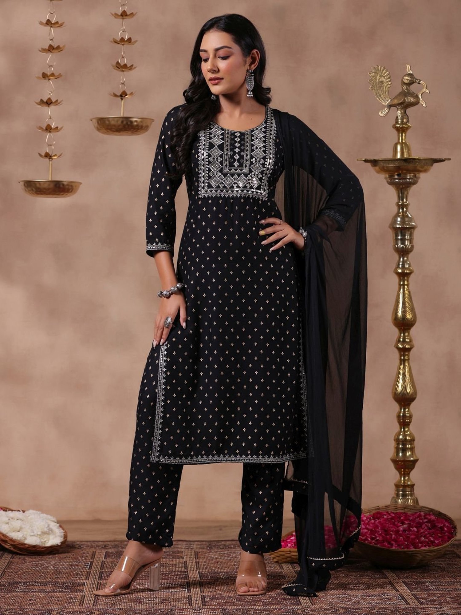 Anubhutee Black Embroidered Kurta Pant Set With Dupatta