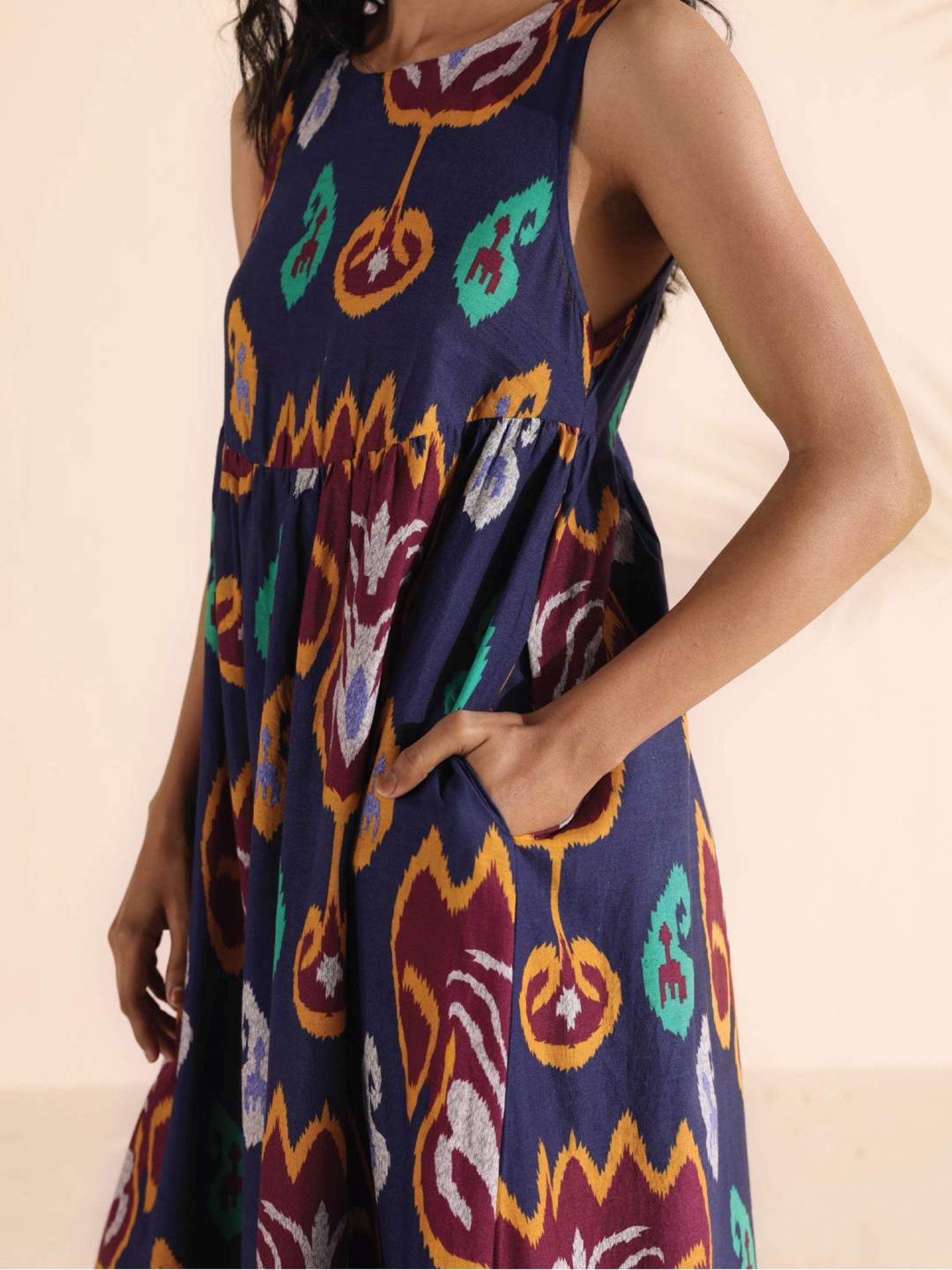 true Browns Blue Printed Maxi Dress