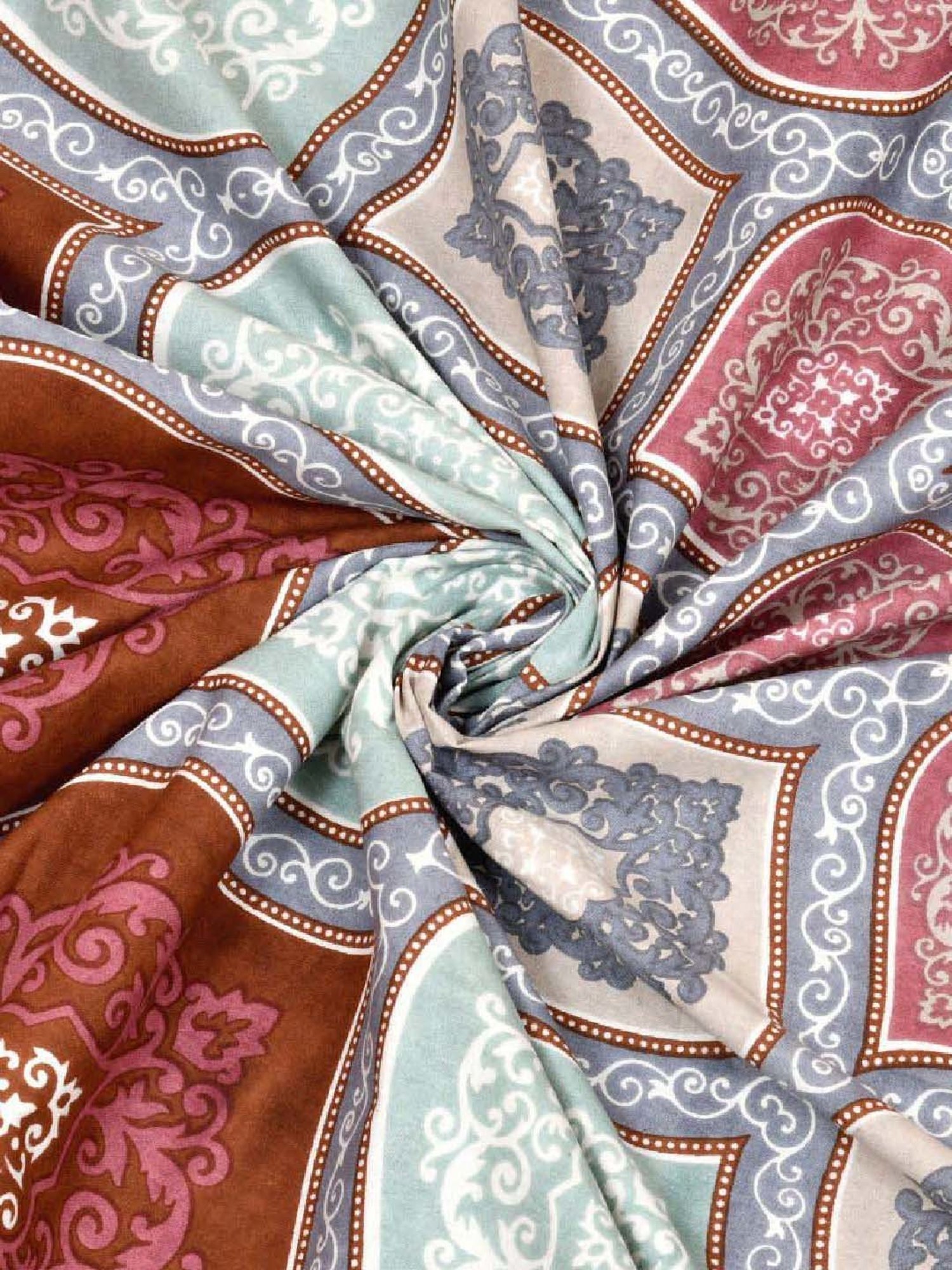 JaipurFabric Peach 240 TC 100% Cotton Sacred Shells Double Bedsheet with 2 Pillow Covers