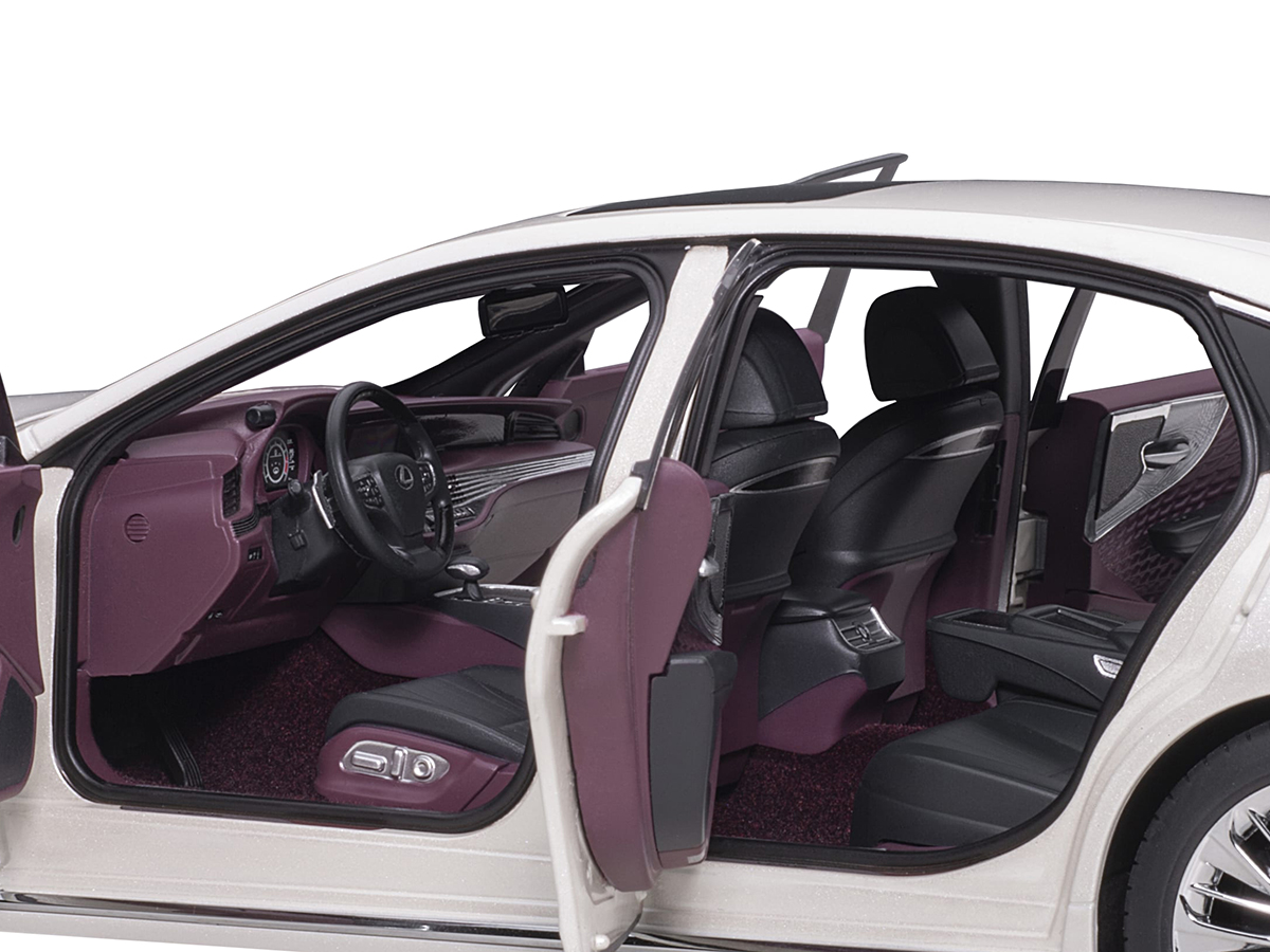 1998 Lexus IS 200 RHD (Right Hand Drive) Millennium Silver Metallic Limited Edition to 2000 pieces Worldwide 1/18 Model Car by Otto Mobile