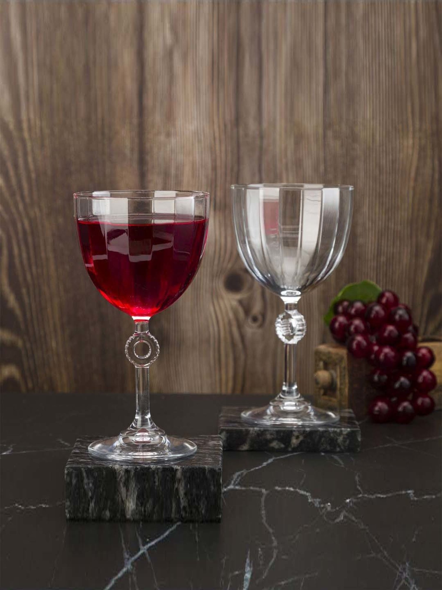 Pasabahce Transparent Amore Red Wine Stem Glasses (0.27 L) - Set of 2