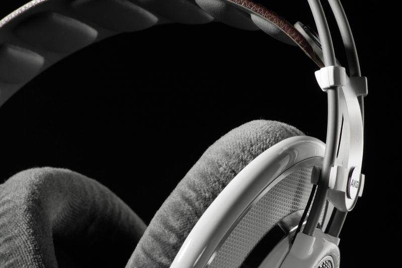 AKG K701 Studio Reference Open Back Dynamic Professional K-701 Headphones NEW