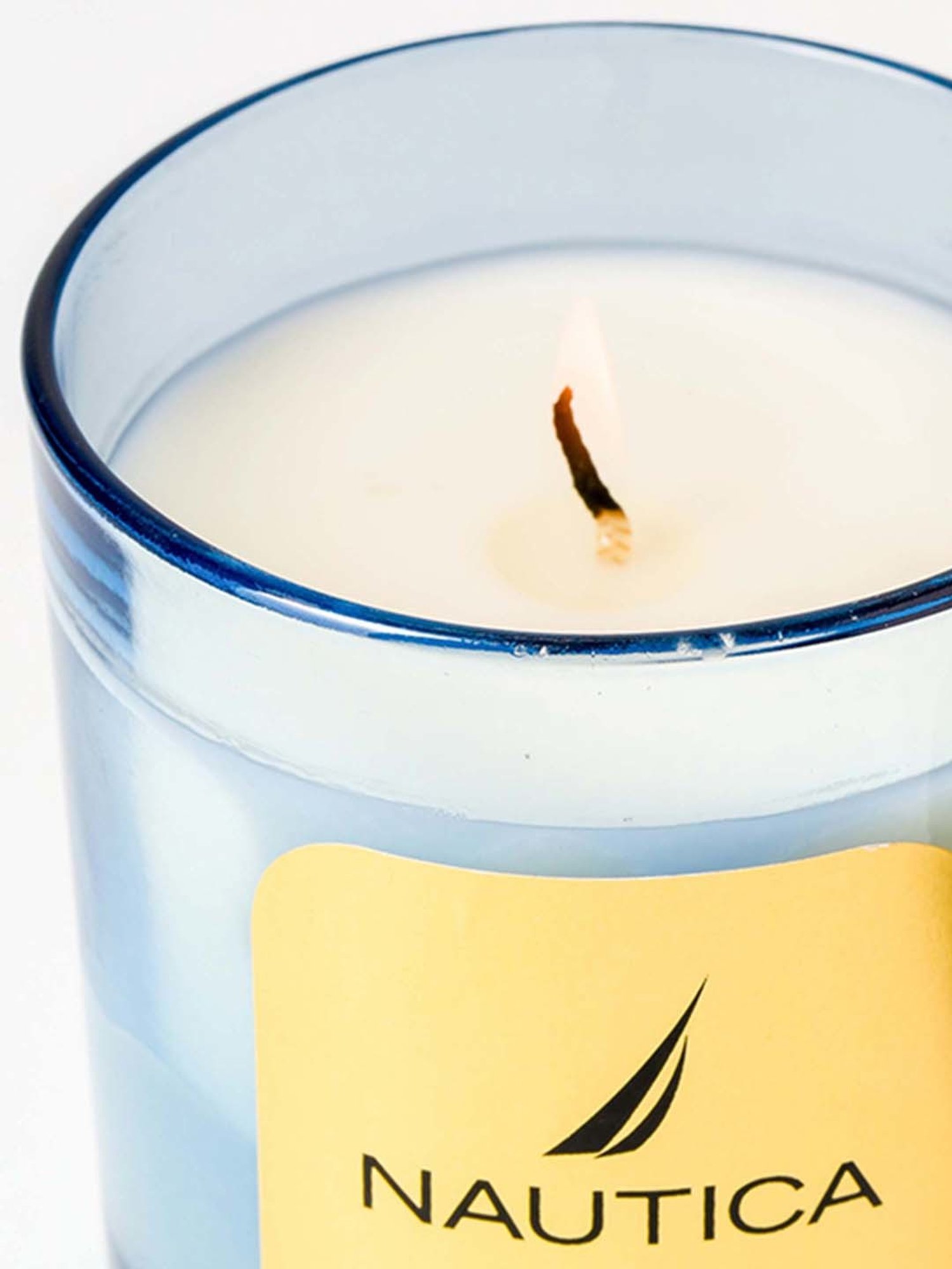 Nautica Blue Wax Amber Wood Gardenia Aroma Scented Candle