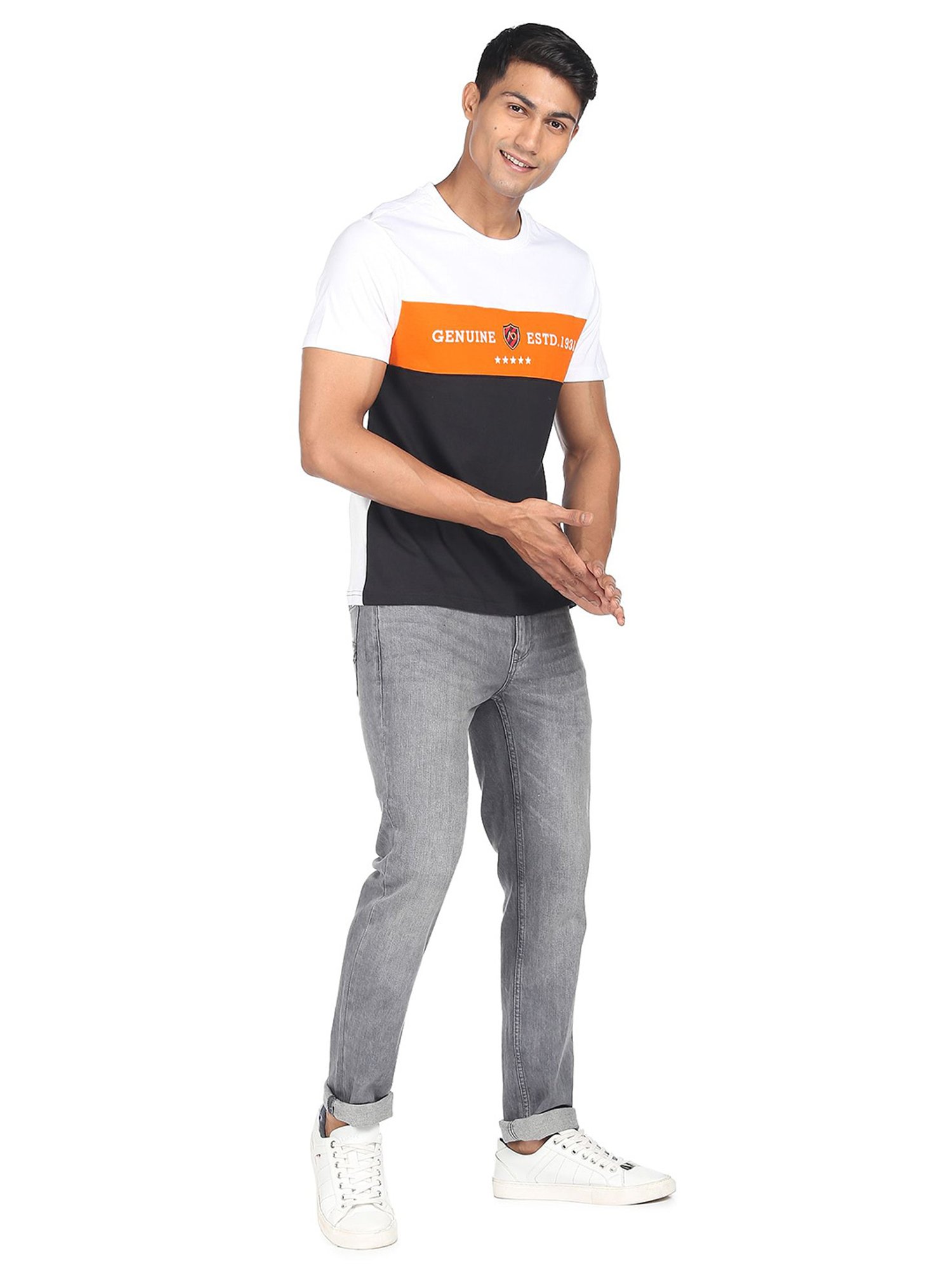 AD by Arvind White Slim Fit Crew T-Shirt