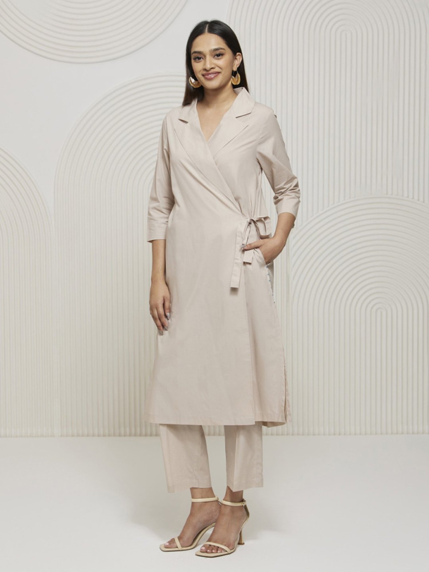 Artagai Beige Co-Ord Set with Notch Collar Kurta and Straight Pants