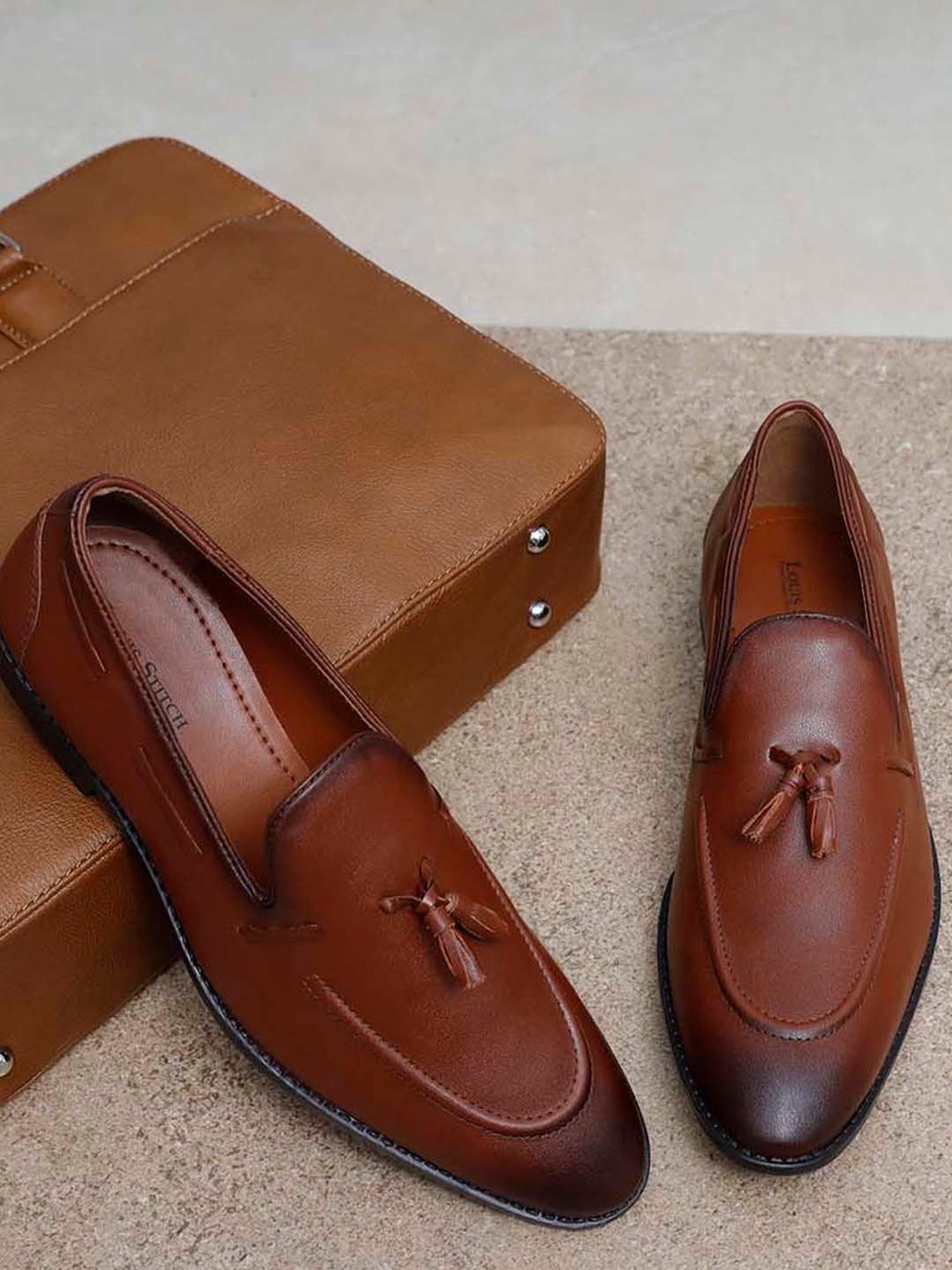 Louis Stitch Men's Tan Formal Mocassins