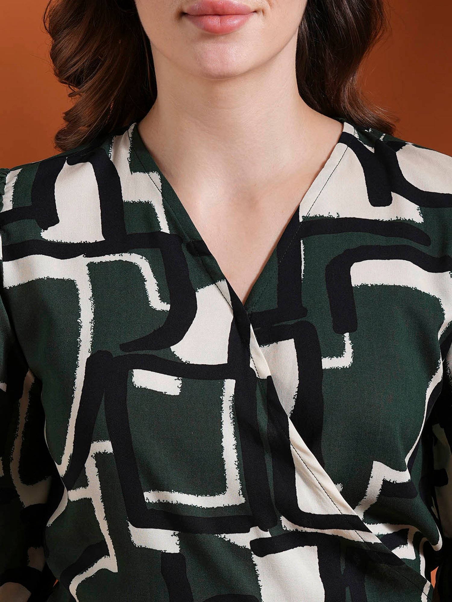 Globus Green Printed Top With Pants