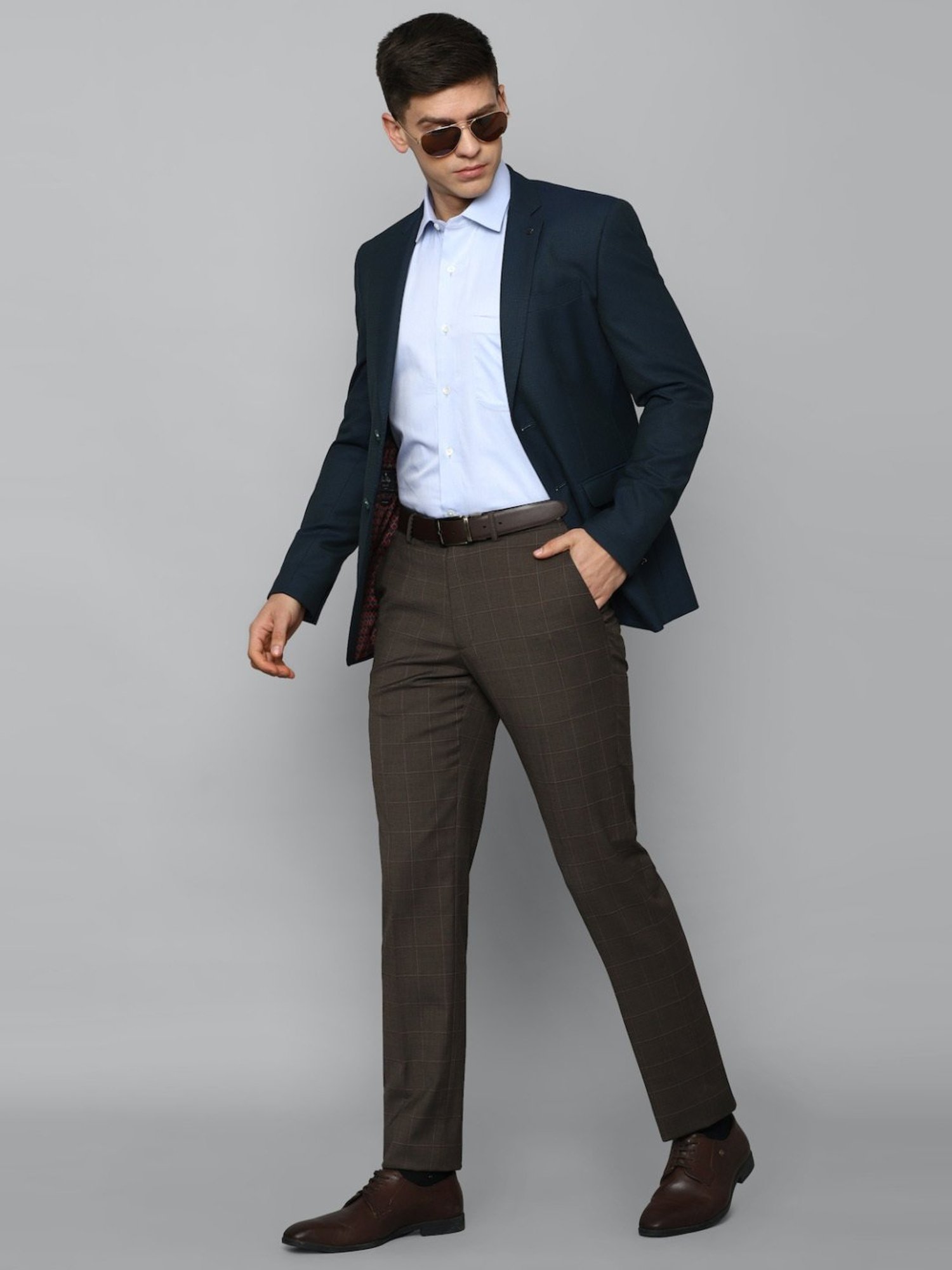 Vastramay Black Regular Fit Blazer