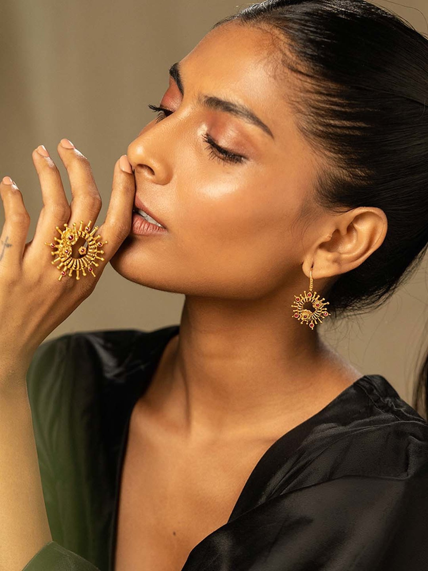 Shaya 92.5 Sterling Silver Pediocactus Bloom Earrings for Women