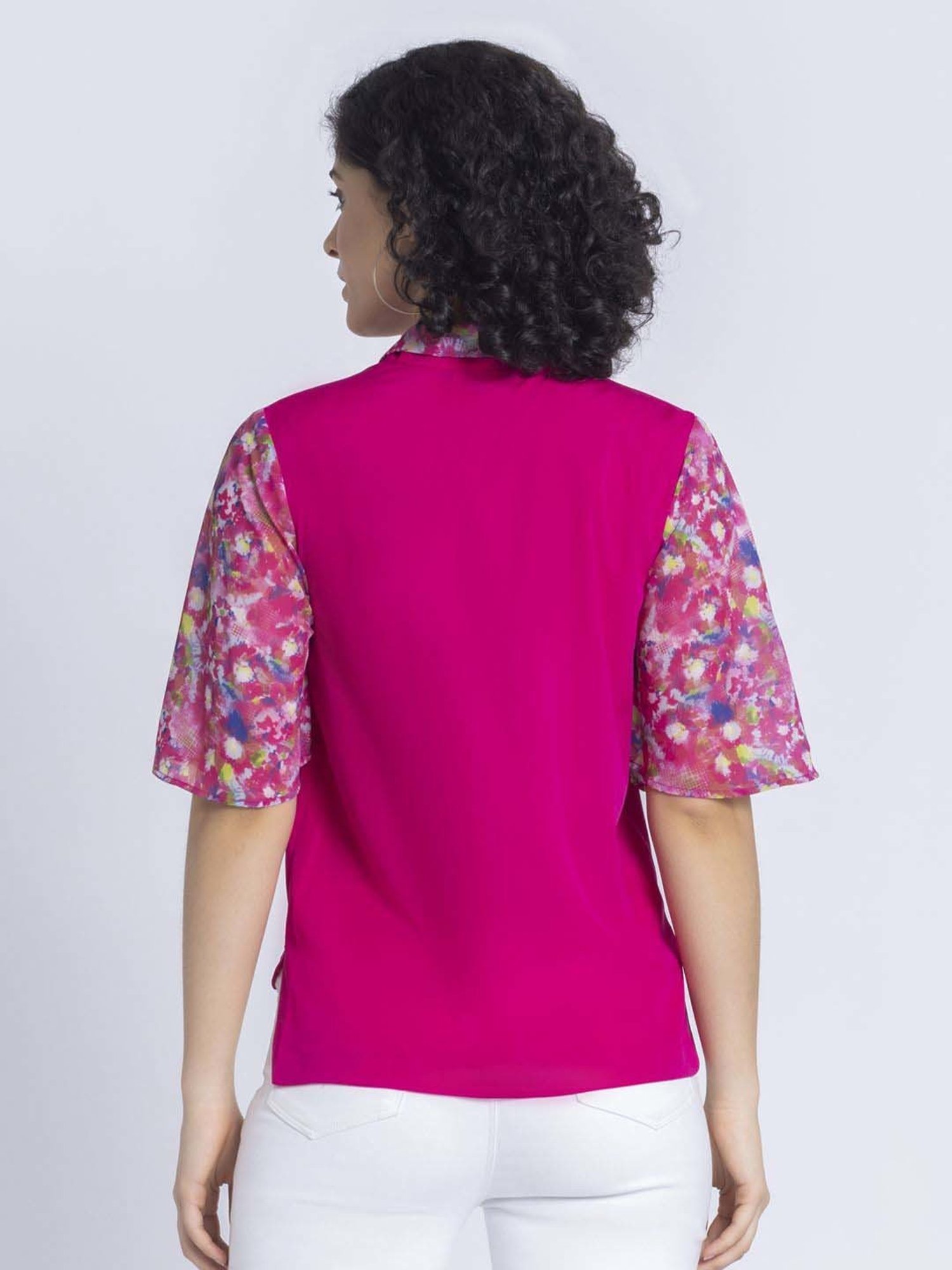 SHAYE Pink Printed Top