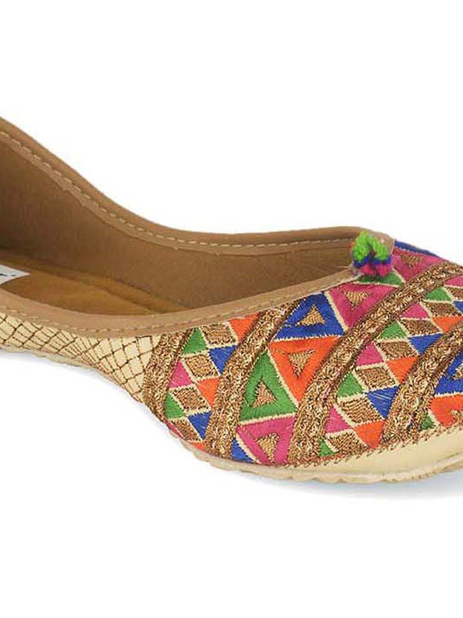 Desi Colour Women's Multicoloured Ethnic Juttis