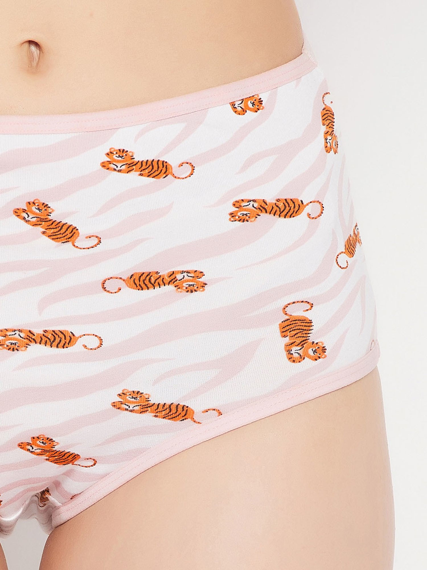 Clovia White & Pink Printed Boy Shorts