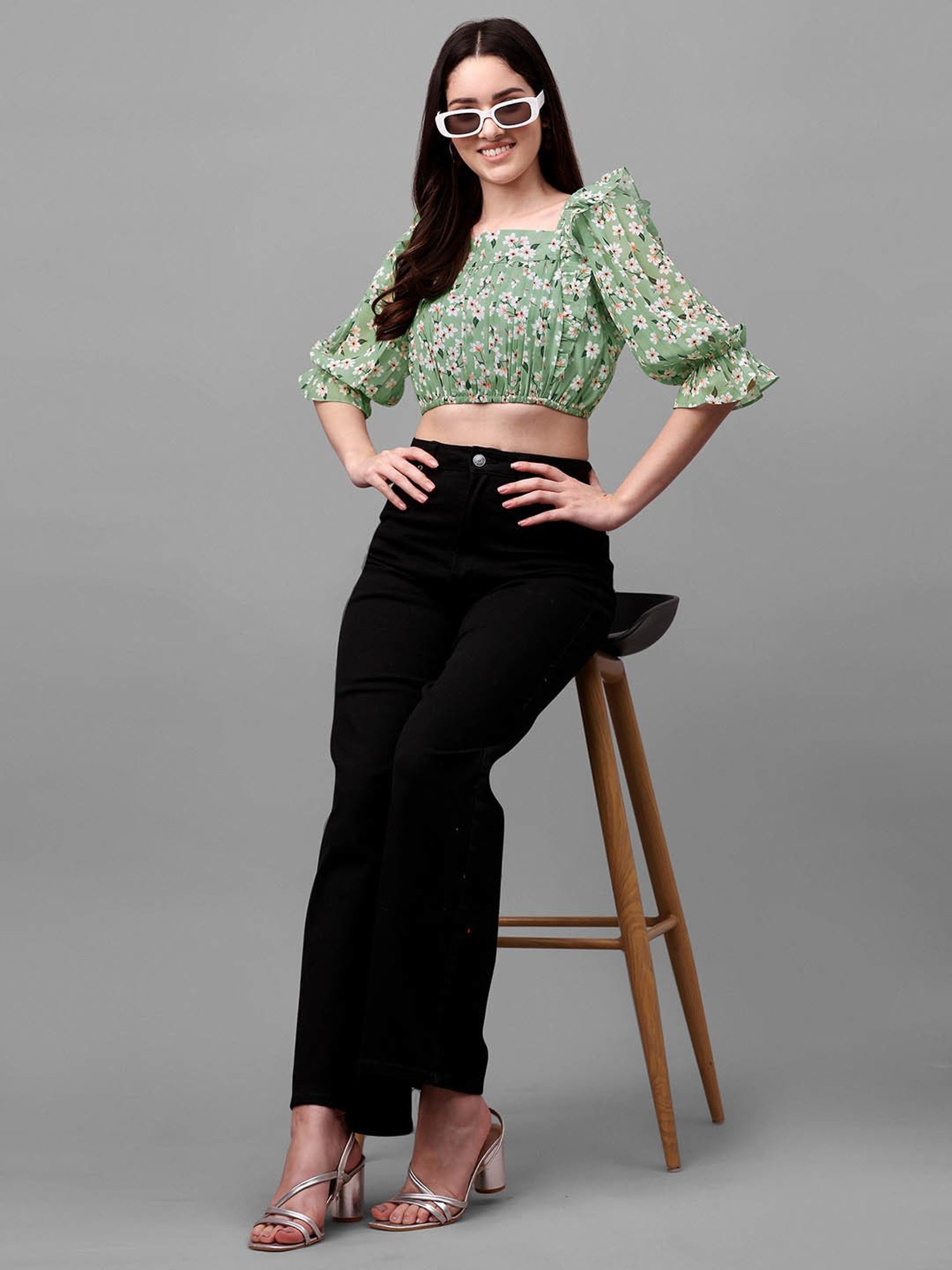 MASAKALI.CO Light Green Floral Print Crop Top