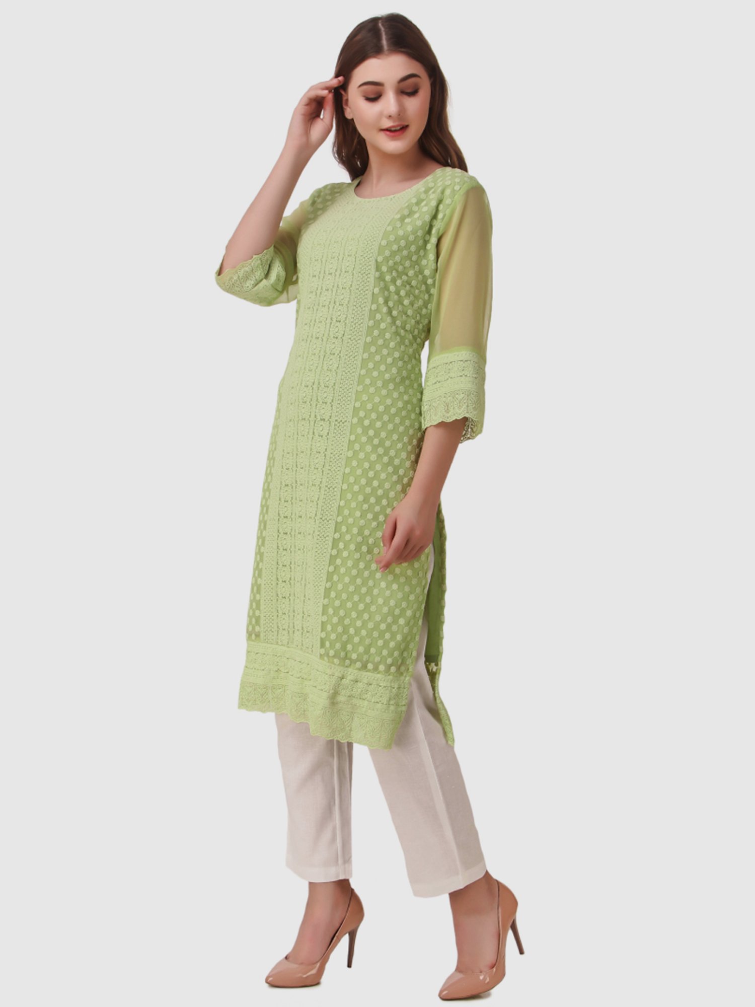 SWAGG INDIA Green Embroidered Straight Kurta