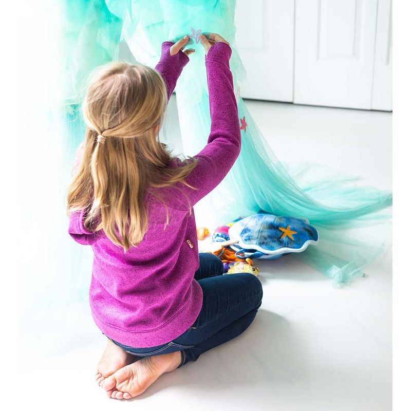 HearthSong Mermaid Blue Scalloped Gauze Canopy with LED Lights and Decorative Appliqu'e Shells and Starfish