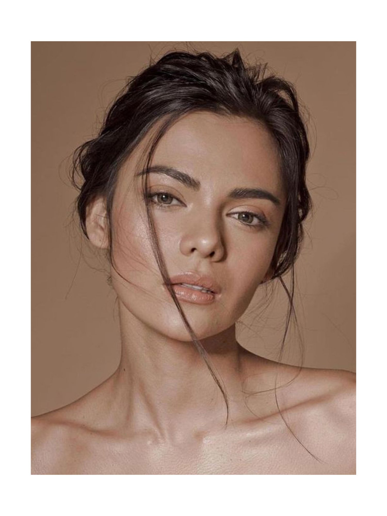 Makeup Revolution Mix 'N' Match Foundation Medium (F7 & F12) - Pack of 2