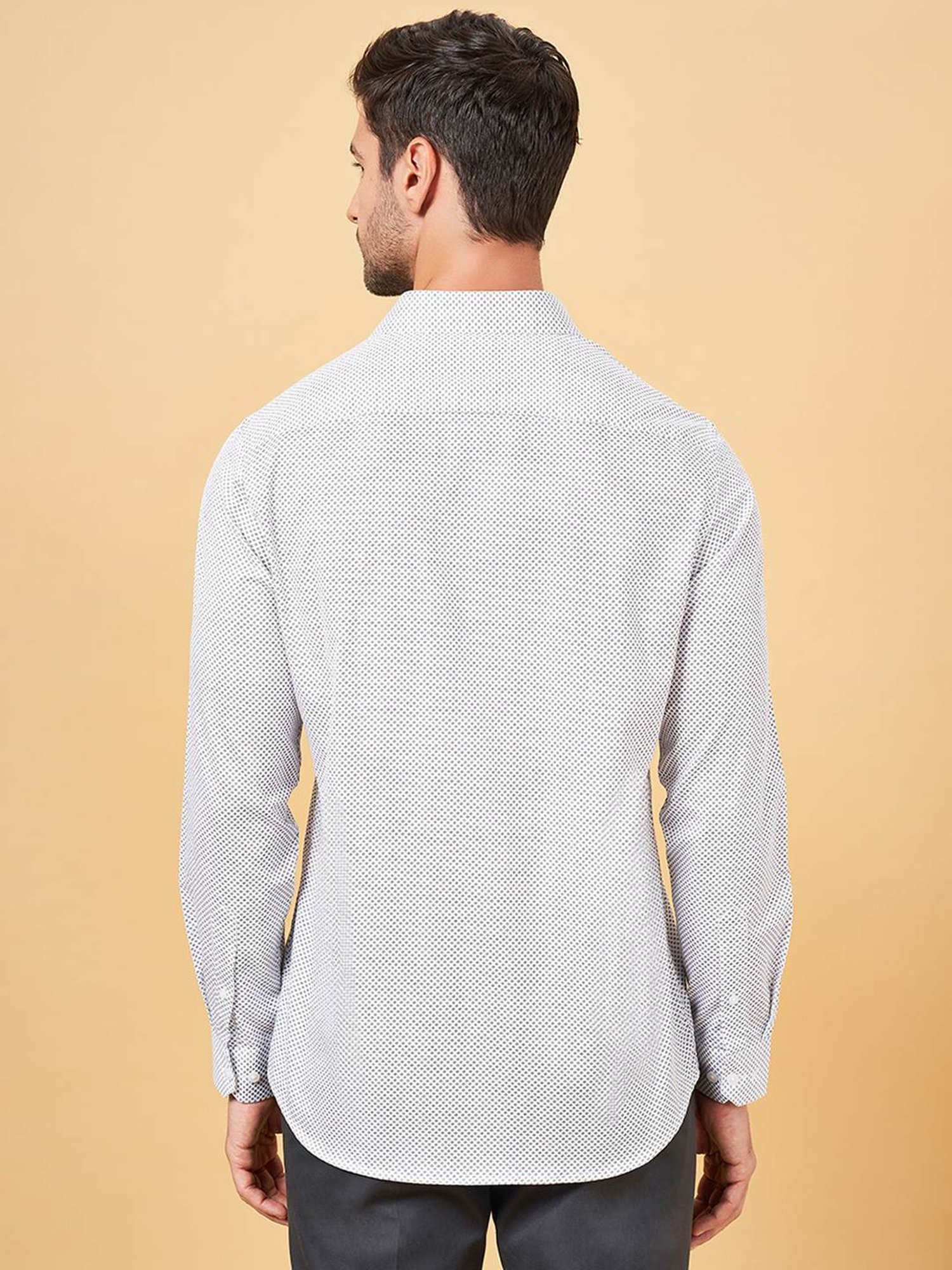 Peregrine by Pantaloons White Cotton Slim Fit Texture Shirt