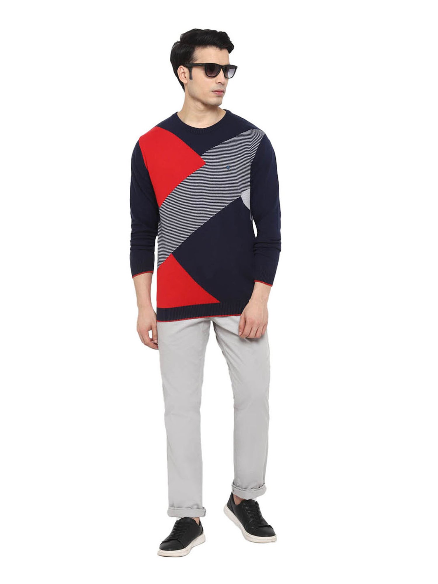 Turtle Blue & Red Colour-Block Pullover