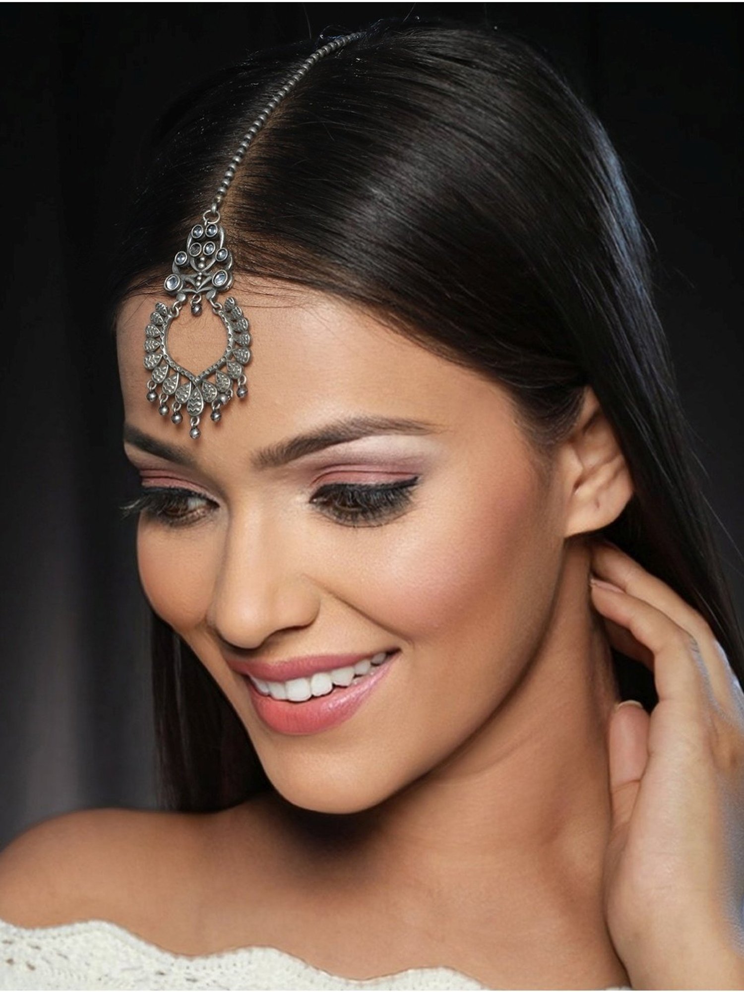 Priyaasi Aesthetic Studded Leaves Oxidized Silver Maangtikka