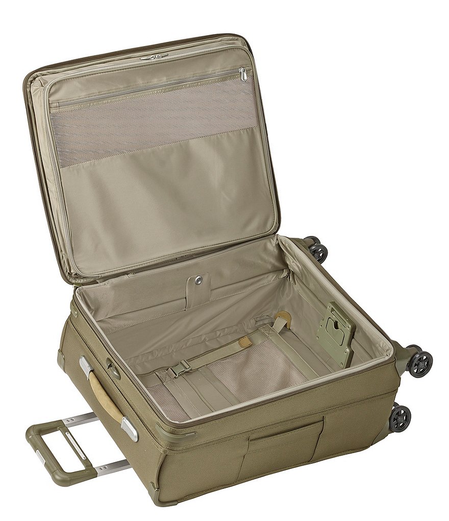 American Tourister 18'' Mickey Mouse Upright Hardside Suitcase