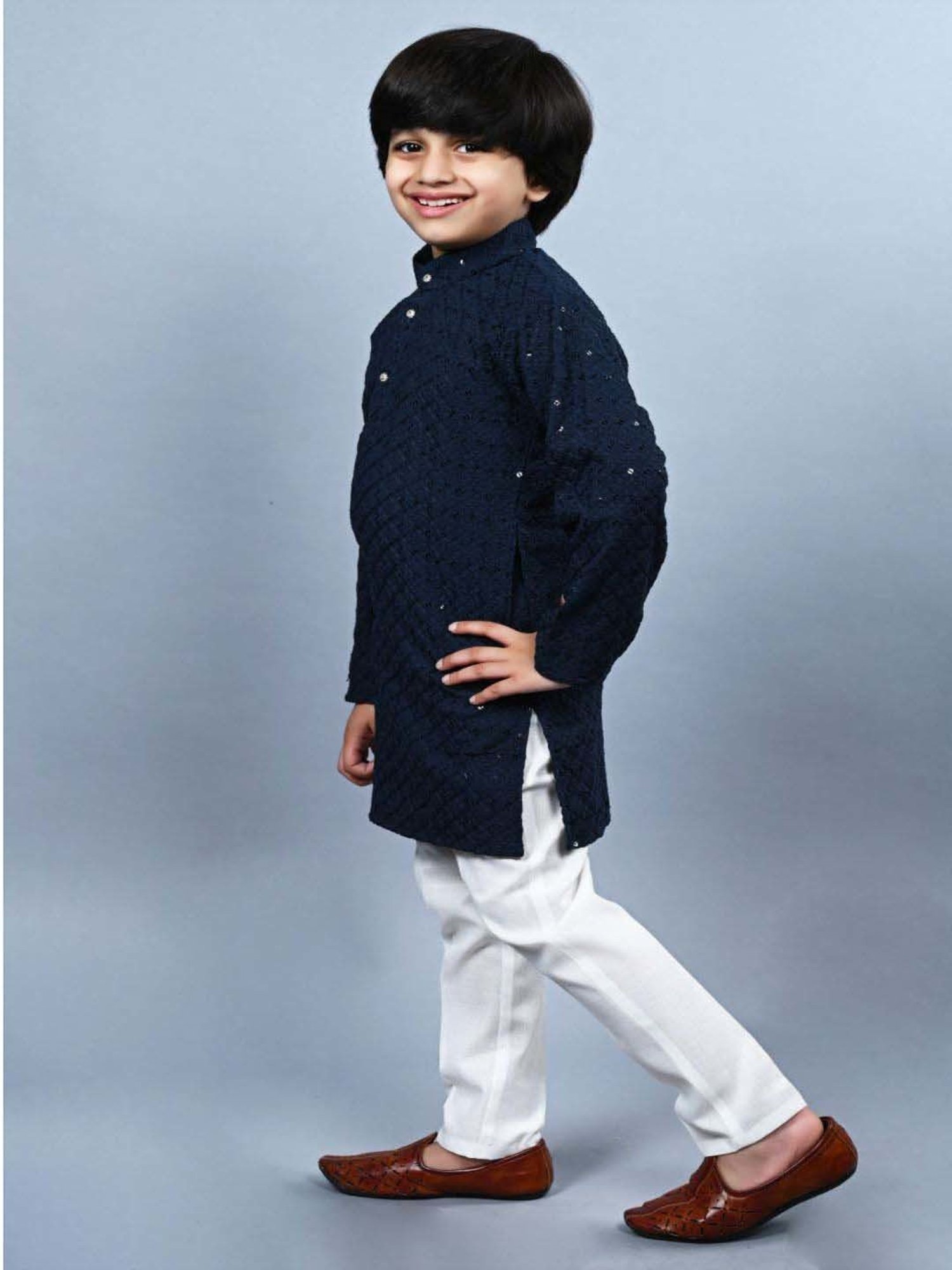 Ahhaaaa Kids Grey & White Cotton Embellished Full Sleeves Kurta Set