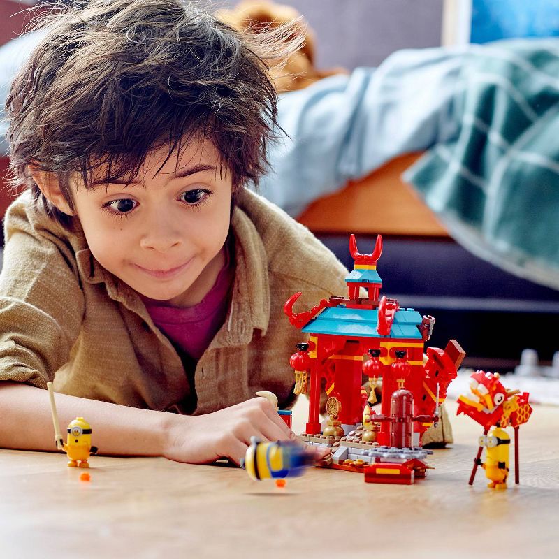 LEGO Minions Minions Kung Fu Battle Building Toy for Creative Fun 75550