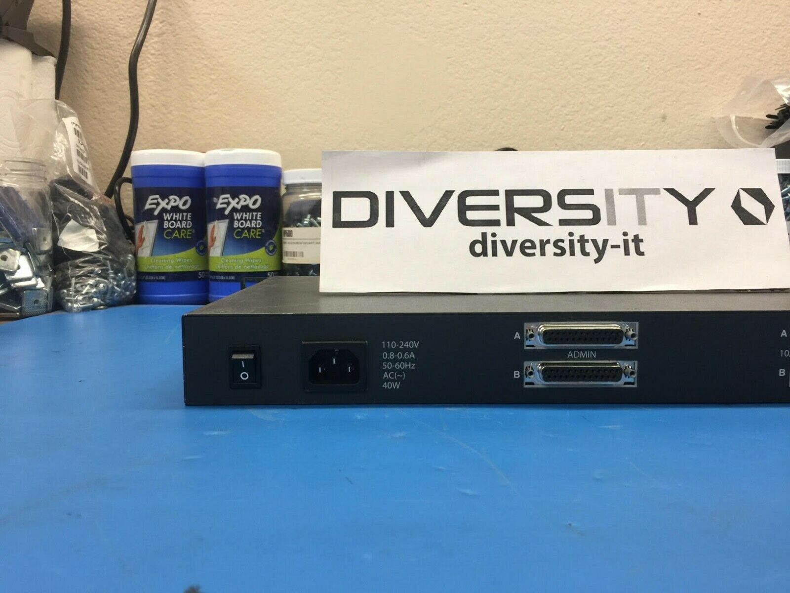 Perle CS9000 CS9032 32-Port Console Server