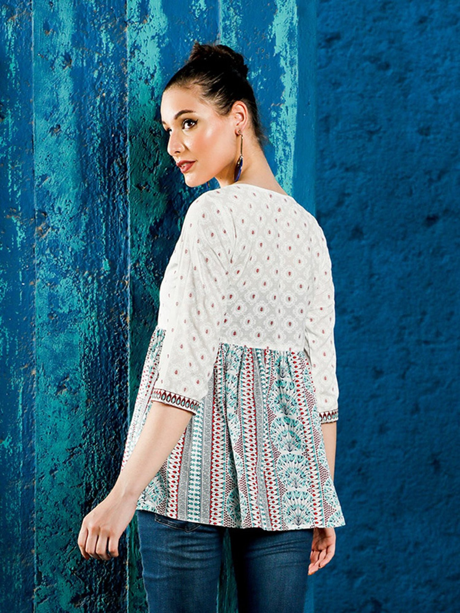 Jaipur Kurti White & Blue Printed Peplum Top