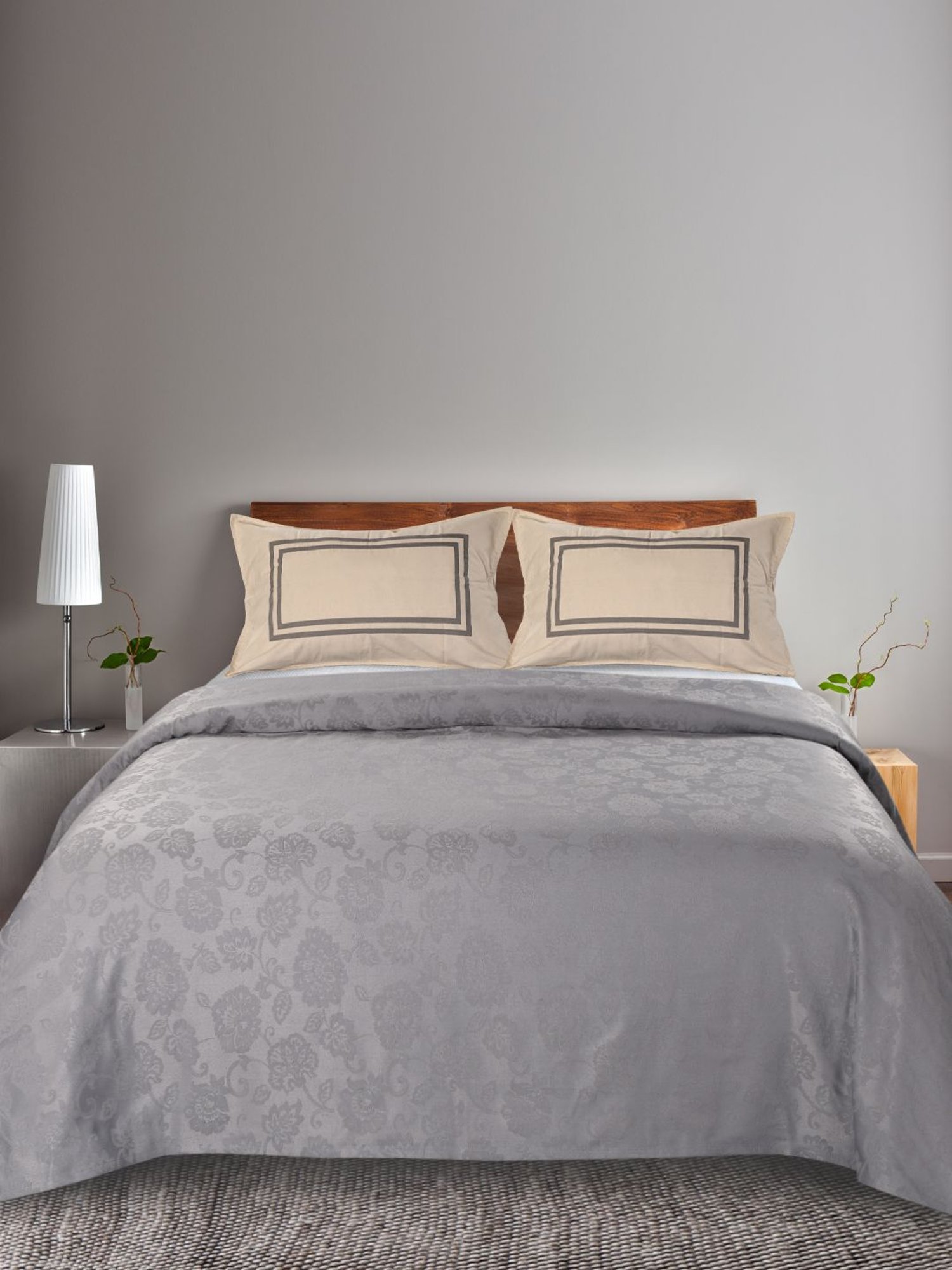 Saral Home Abstract Grey 155 TC Cotton King Sized Bed Sheet with 2 Pillow Covers