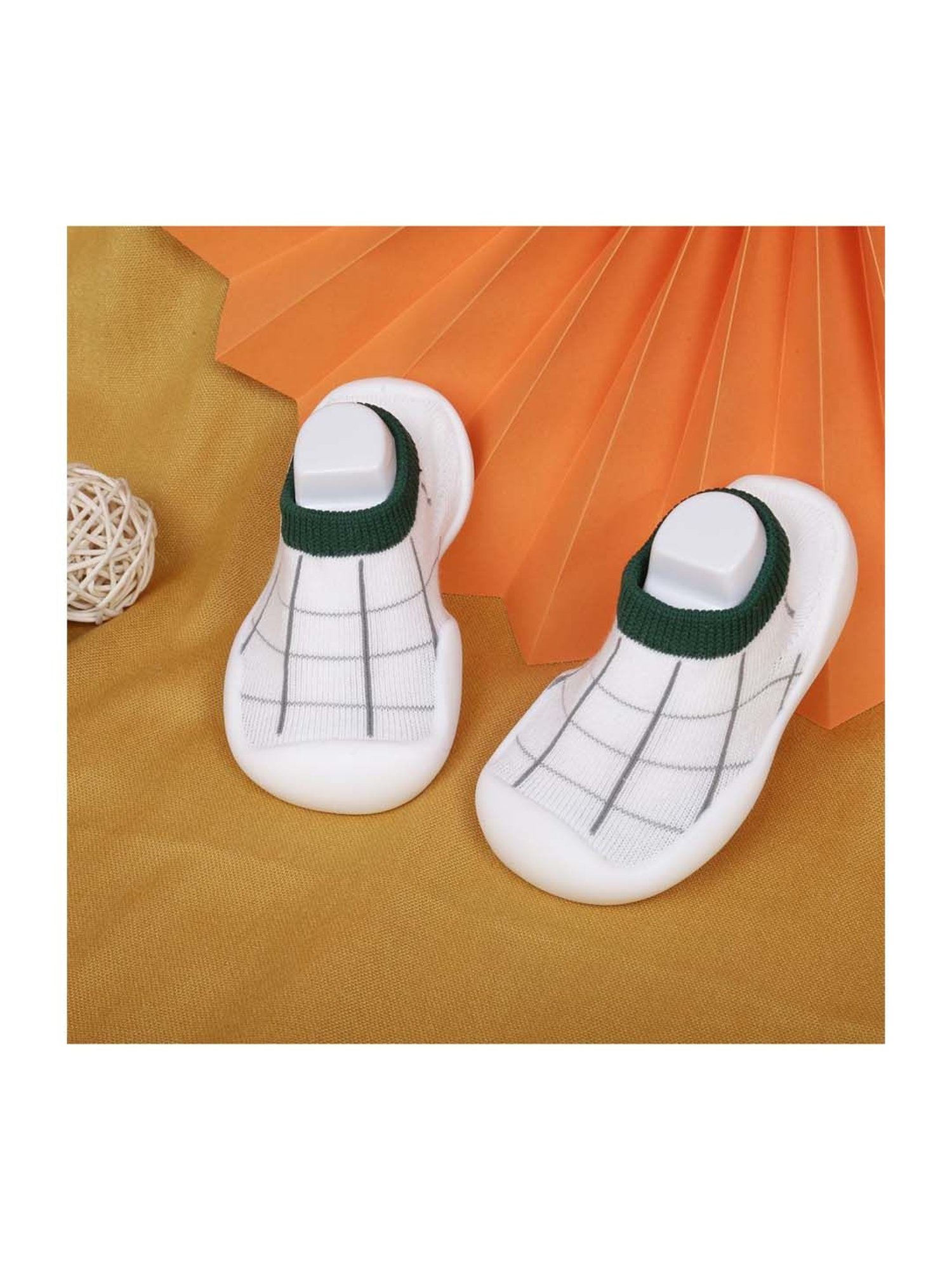 Baby Moo Kids White & Grey Chequered Pair Of Shoes