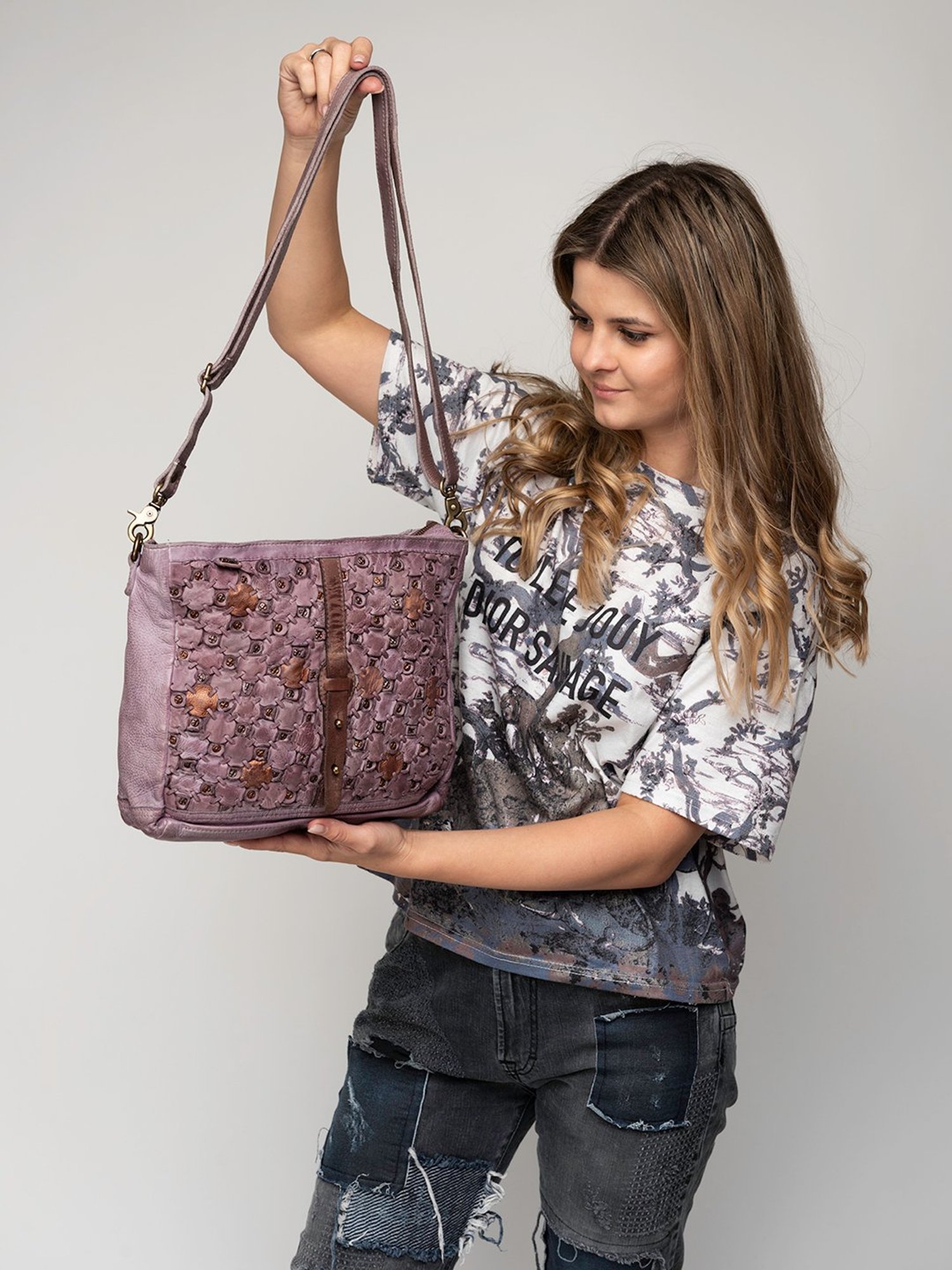 Art N Vintage Bettina Quail Purple Leather Textured Medium Sling Handbag